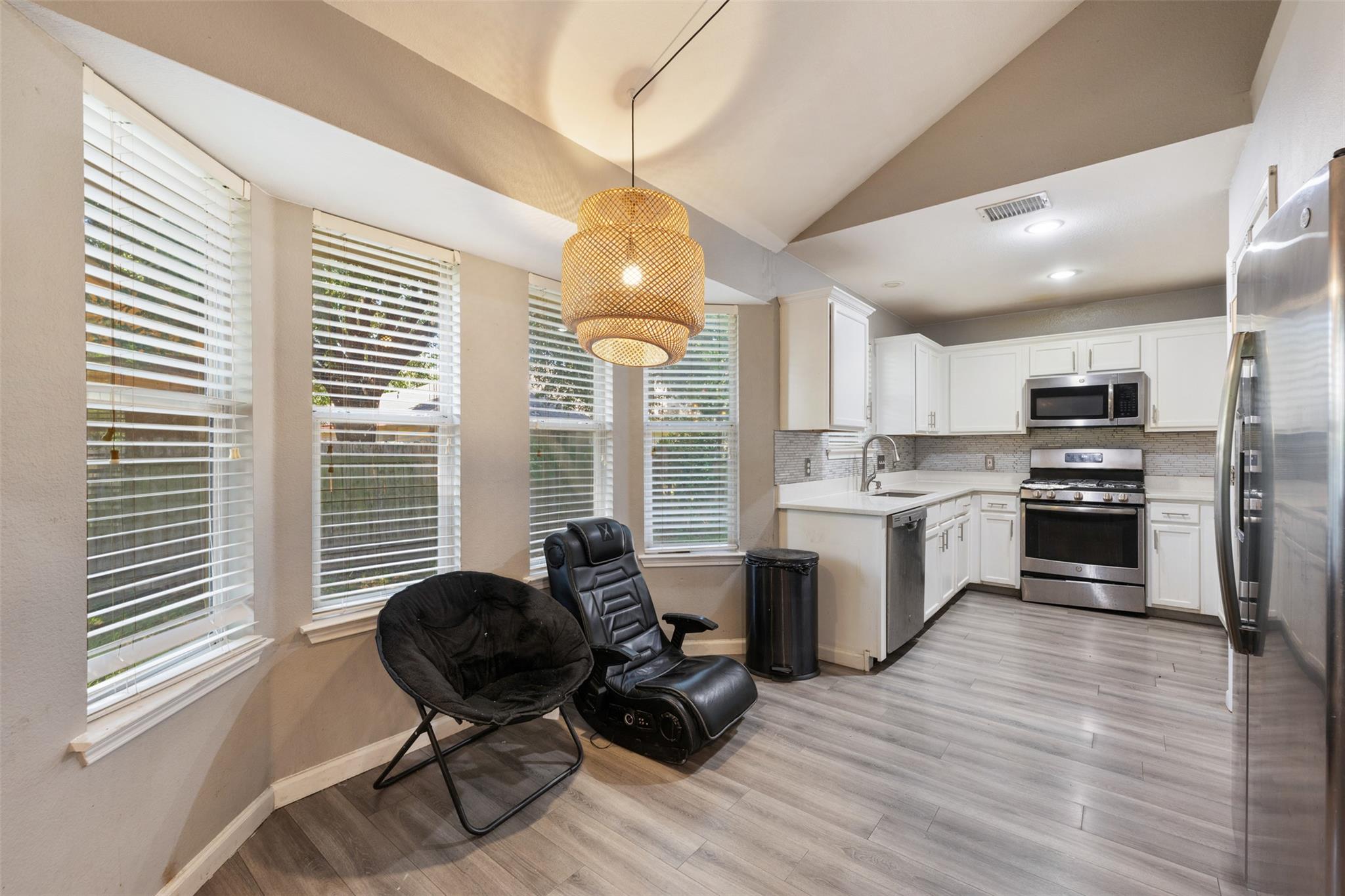 516 Jefferson Ln, Georgetown, TX 78626