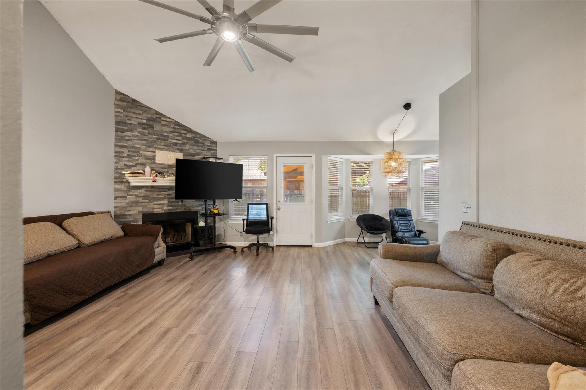 516 Jefferson Ln, Georgetown, TX 78626