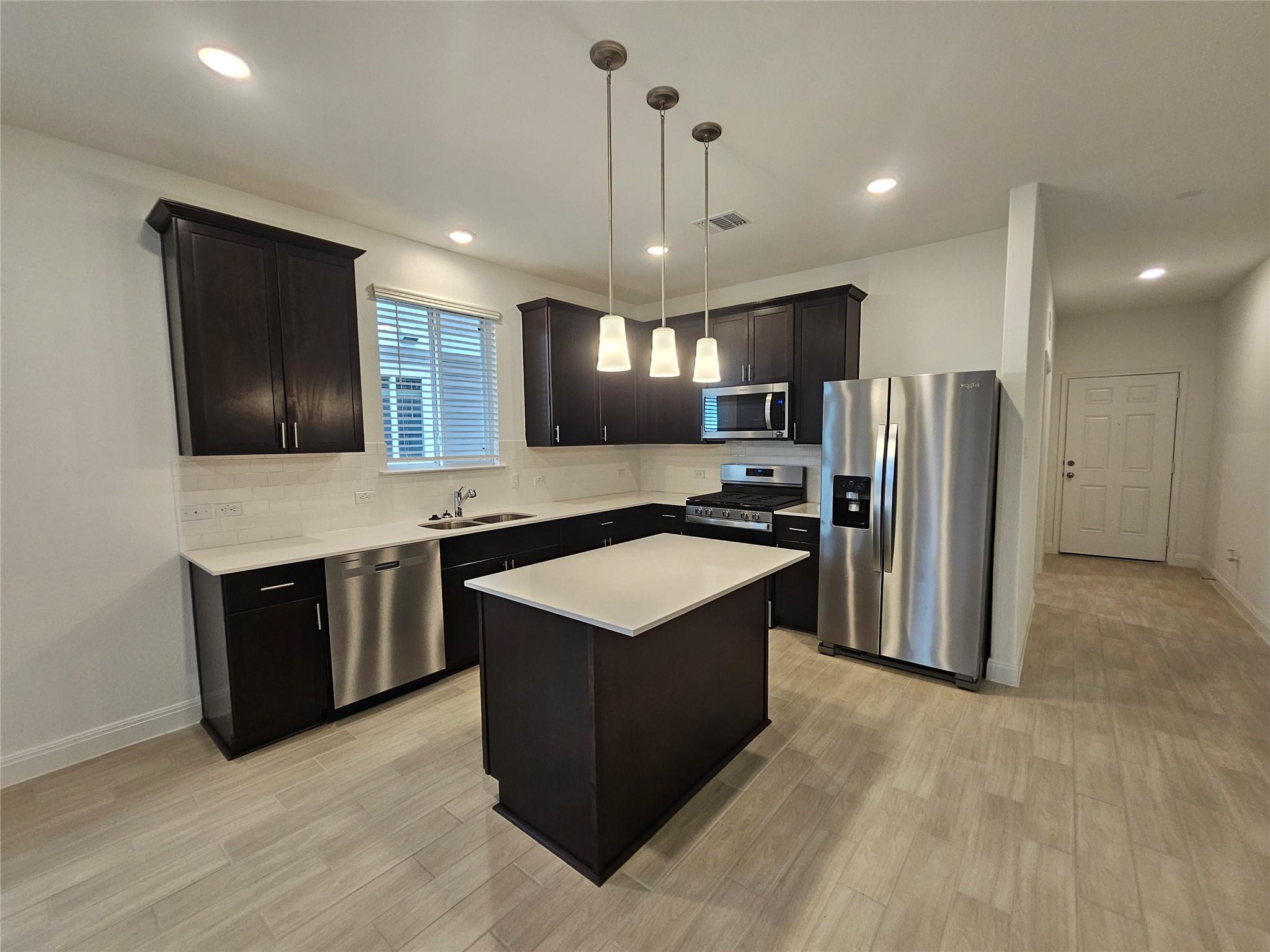 1512 Brimhurst Dr, Leander, TX 78641