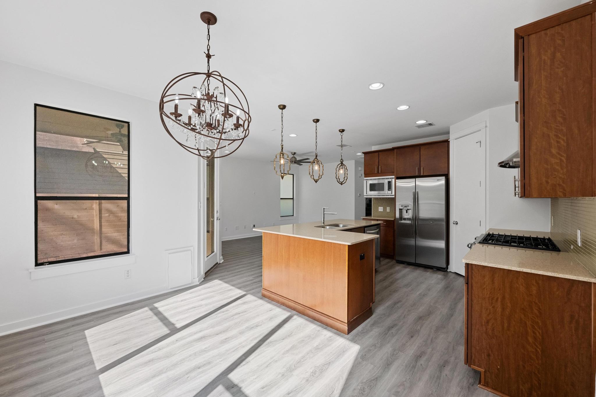 2815 Corbin Ln, Austin, TX 78704