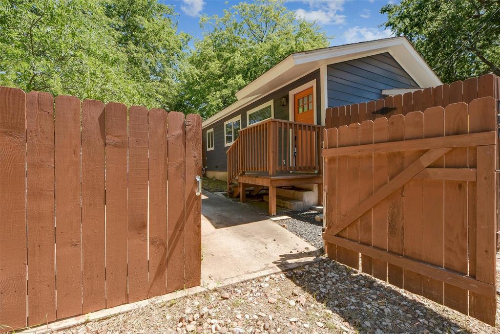 707 E 45th 1/2 St # B, Austin, TX 78751
