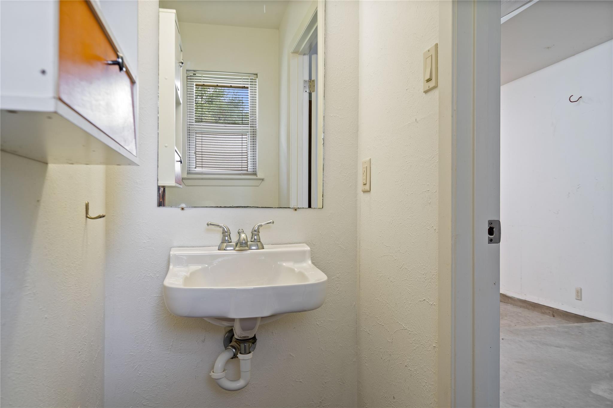 2107 Stone River Dr, Austin, TX 78745