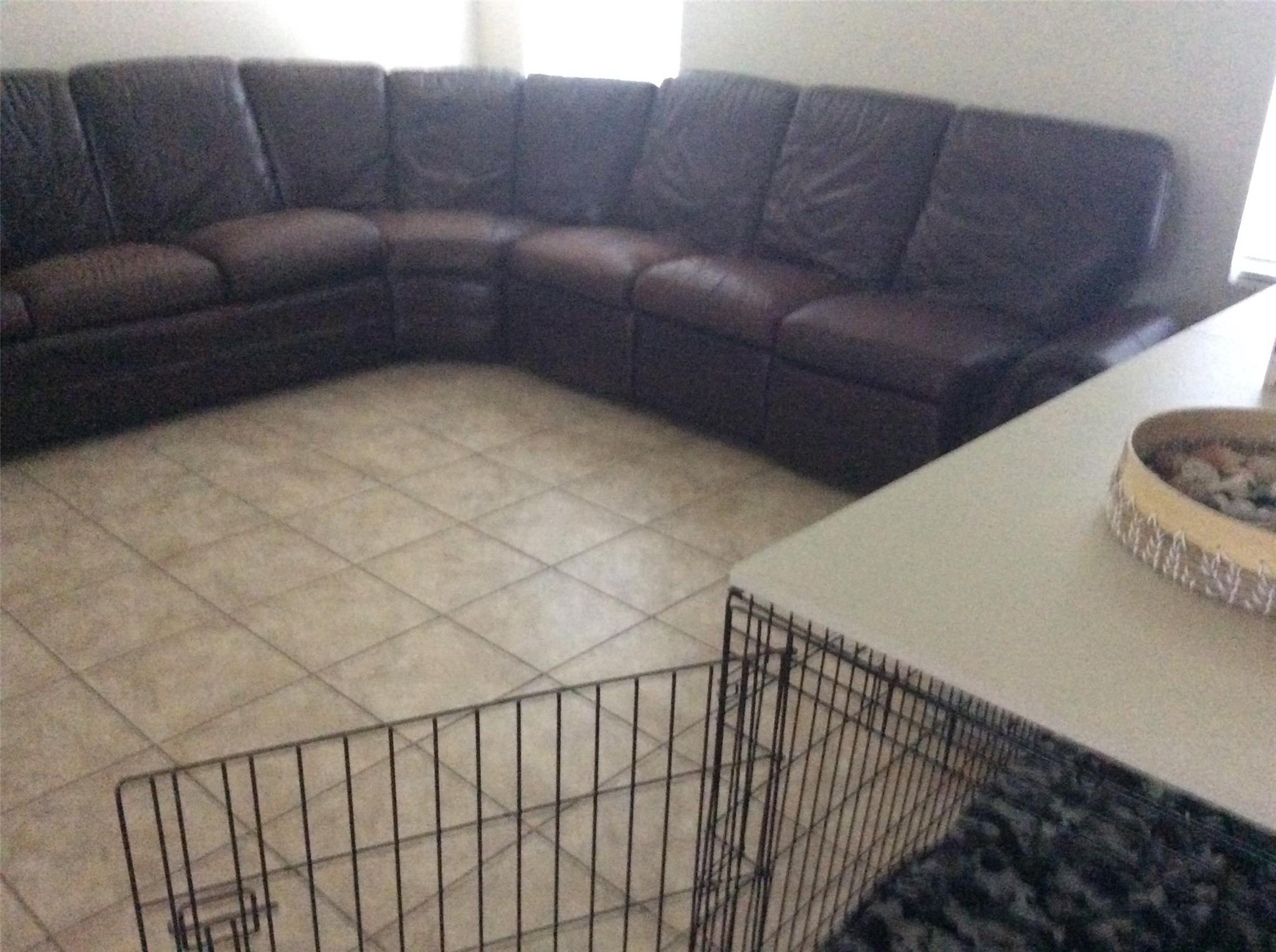111 S Creek Bend Dr, Hutto, TX 78634
