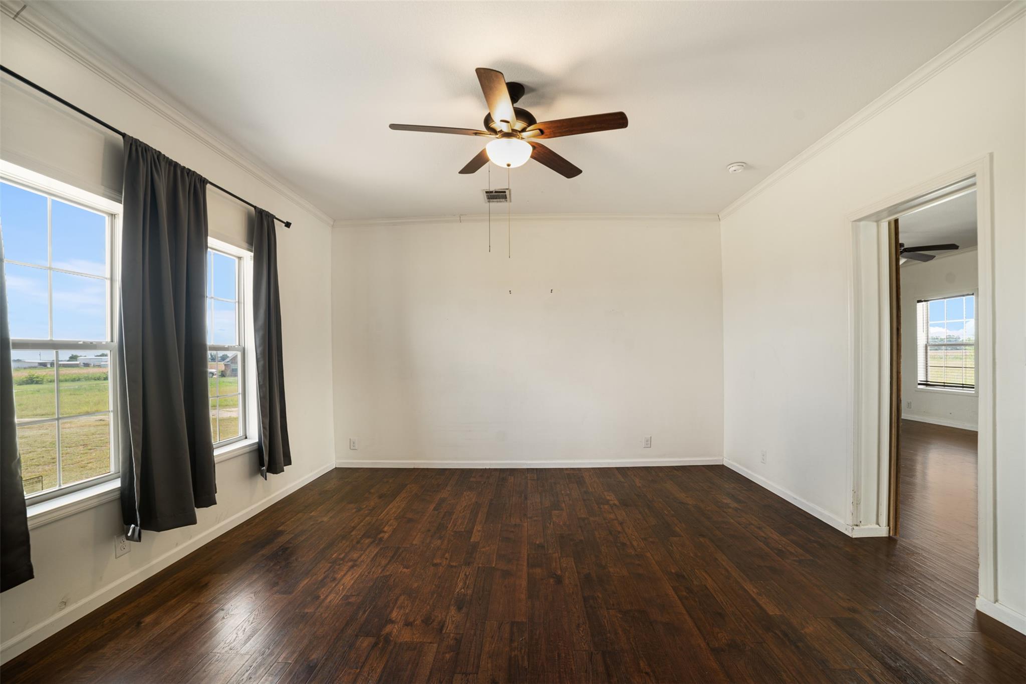 106 Battleground Cv, Taylor, TX 76574