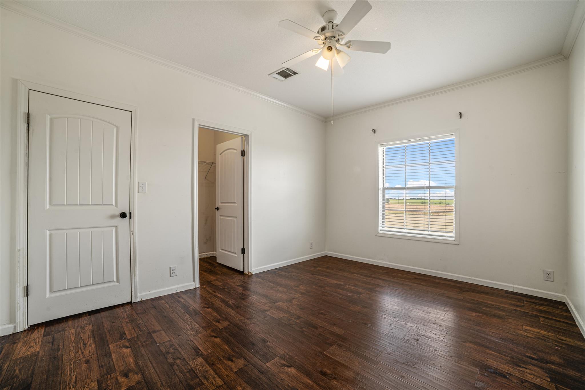 106 Battleground Cv, Taylor, TX 76574