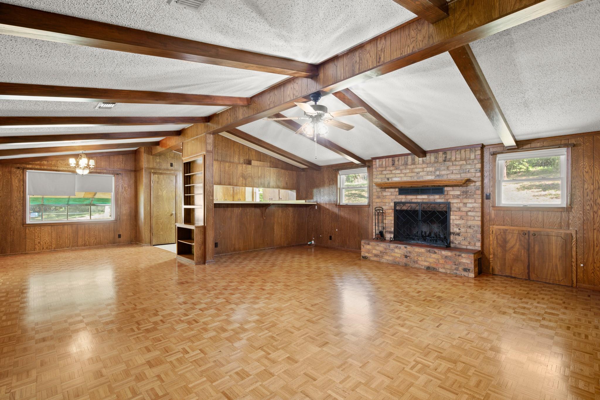 967 County Road 106, Buckholts, TX 76518