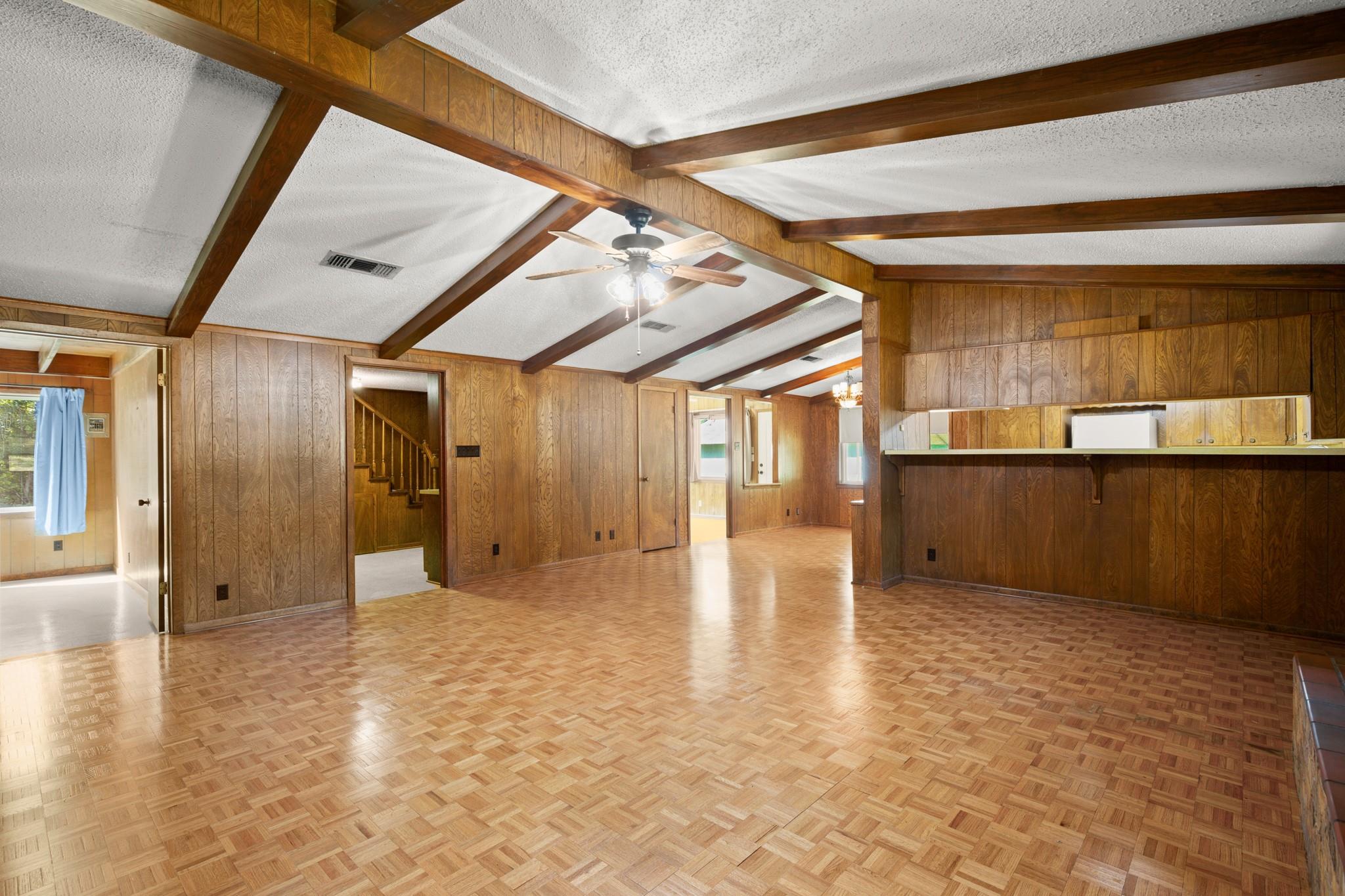 967 County Road 106, Buckholts, TX 76518