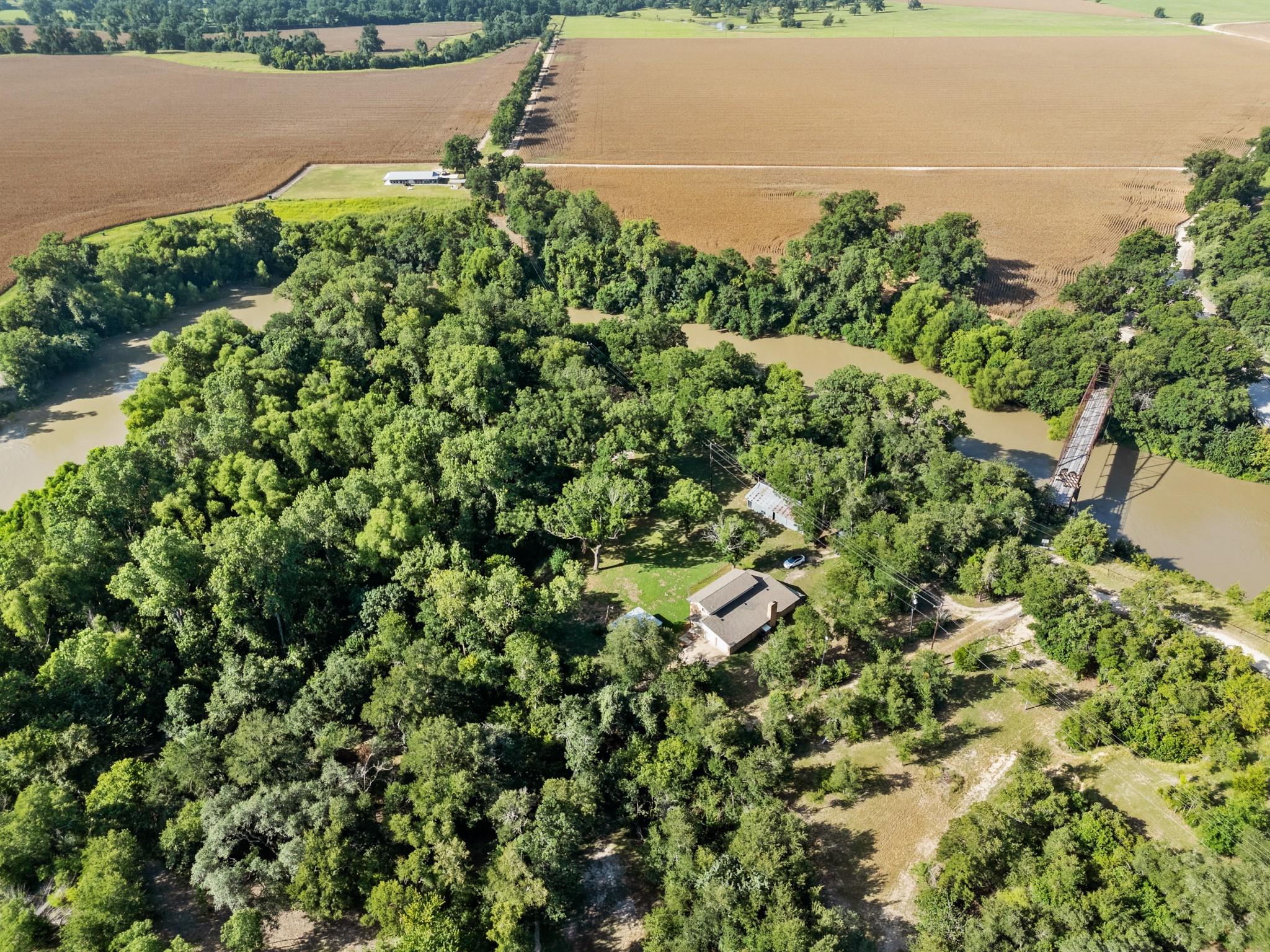 967 County Road 106, Buckholts, TX 76518
