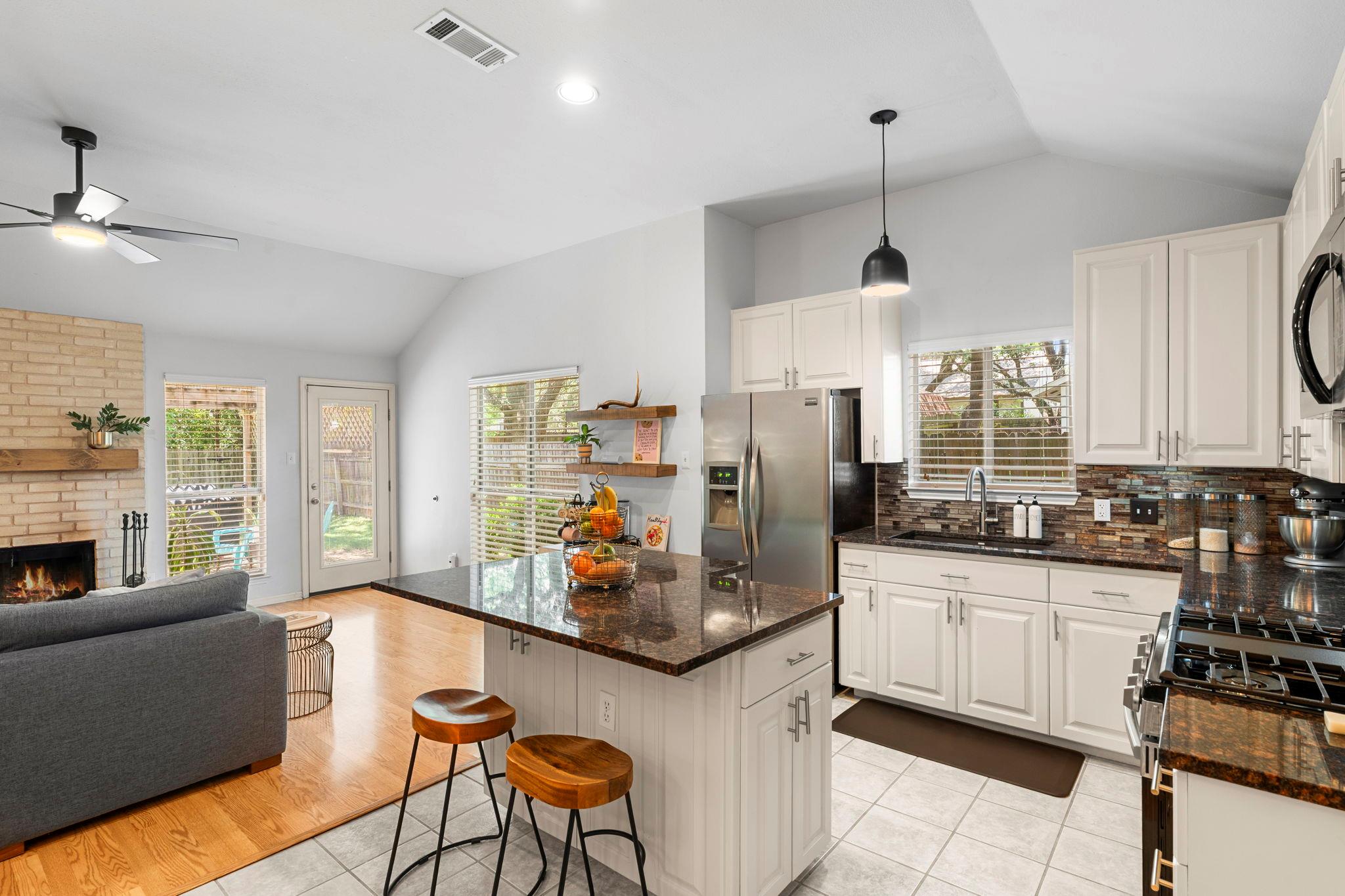 3909 Eskew Dr, Austin, TX 78749