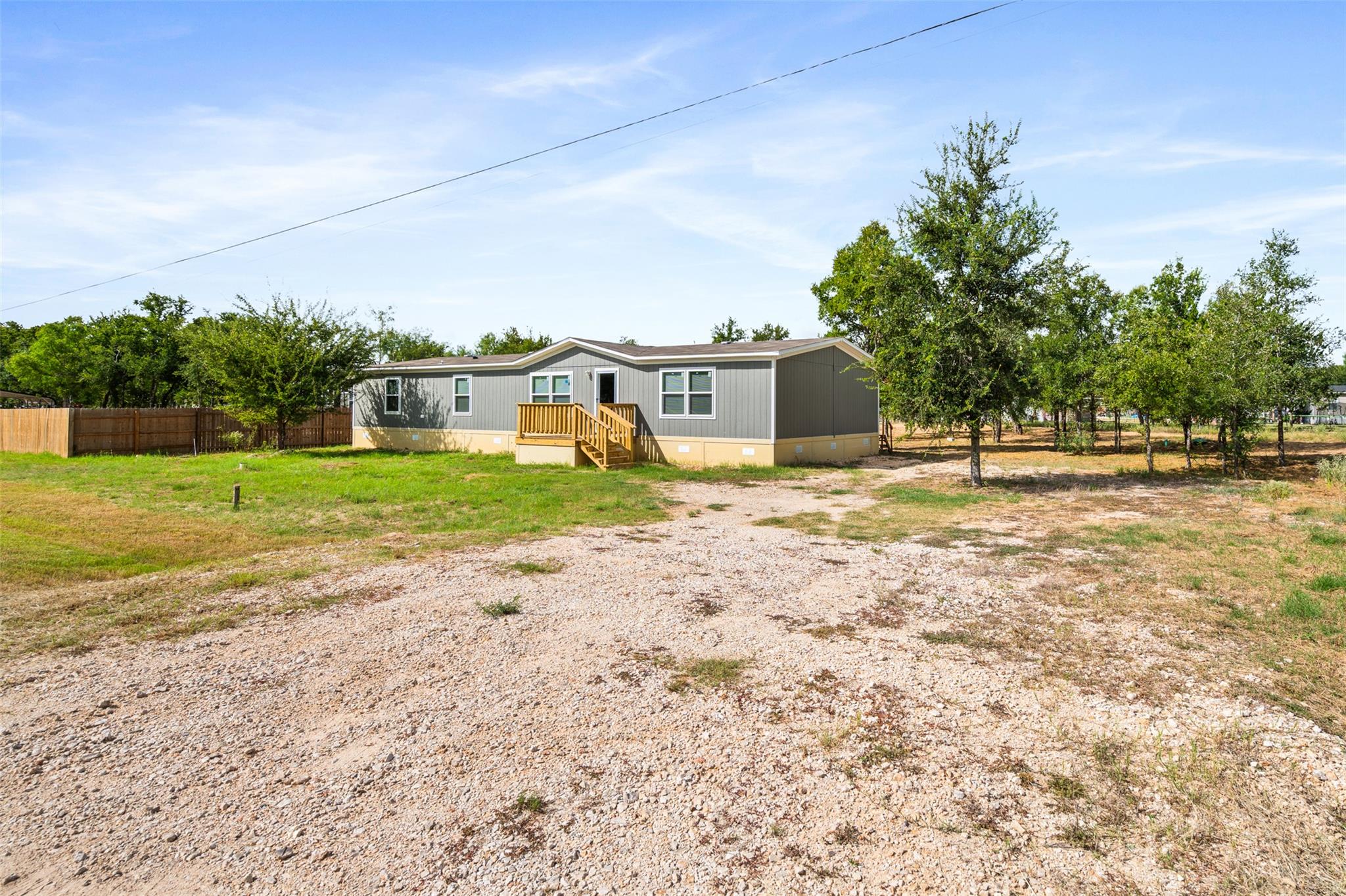 265 Hershal Ln, Cedar Creek, TX 78612