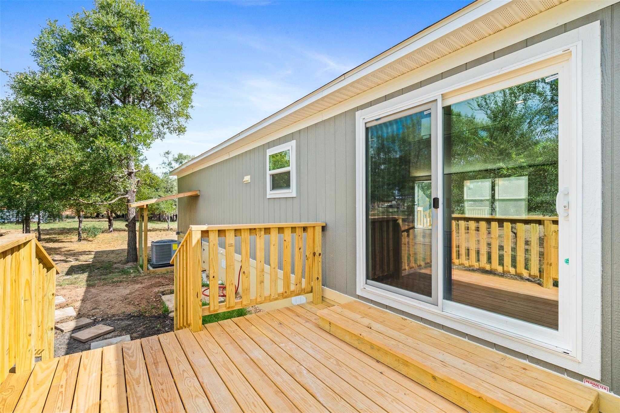 265 Hershal Ln, Cedar Creek, TX 78612