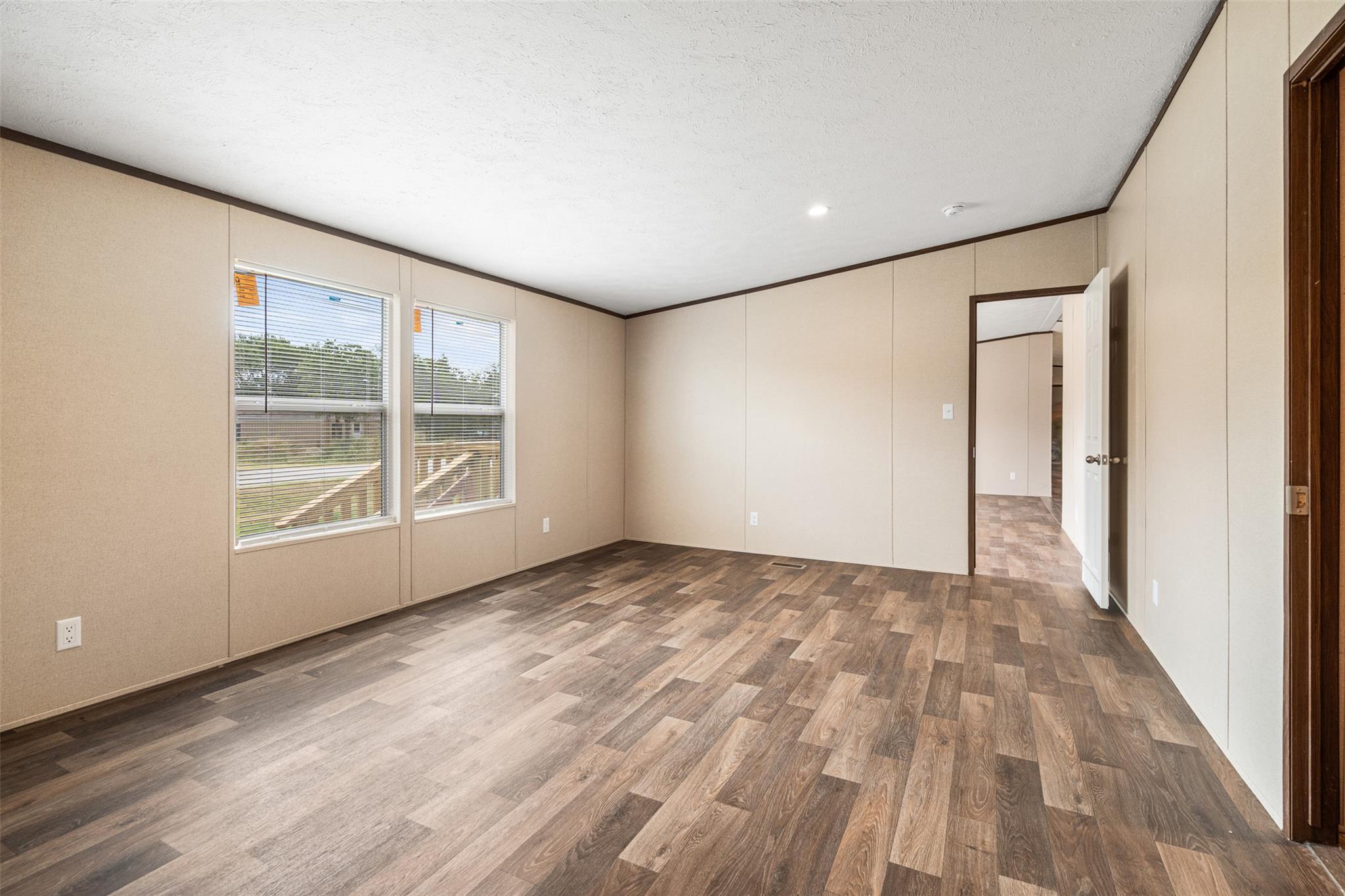 265 Hershal Ln, Cedar Creek, TX 78612