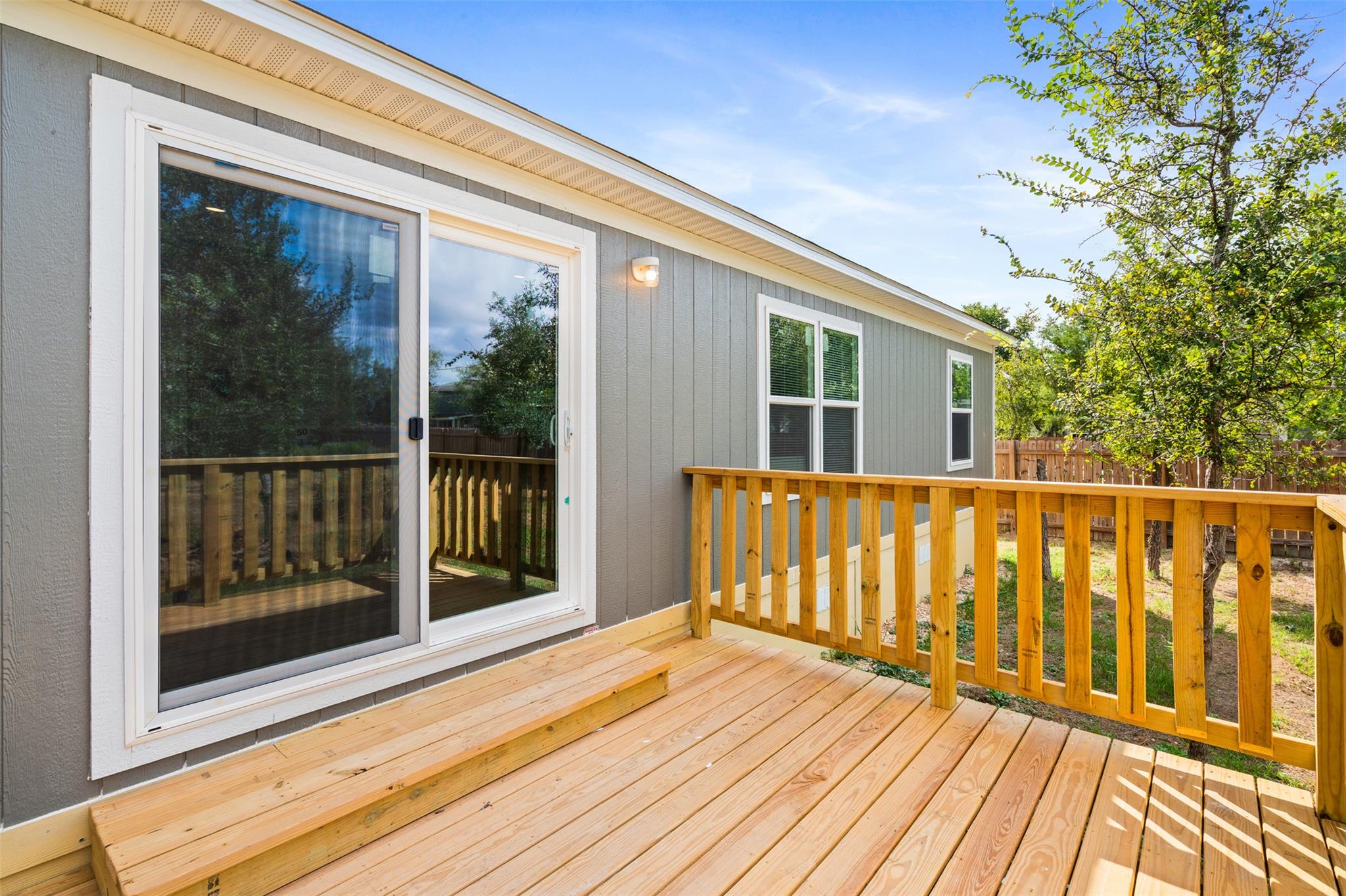 265 Hershal Ln, Cedar Creek, TX 78612