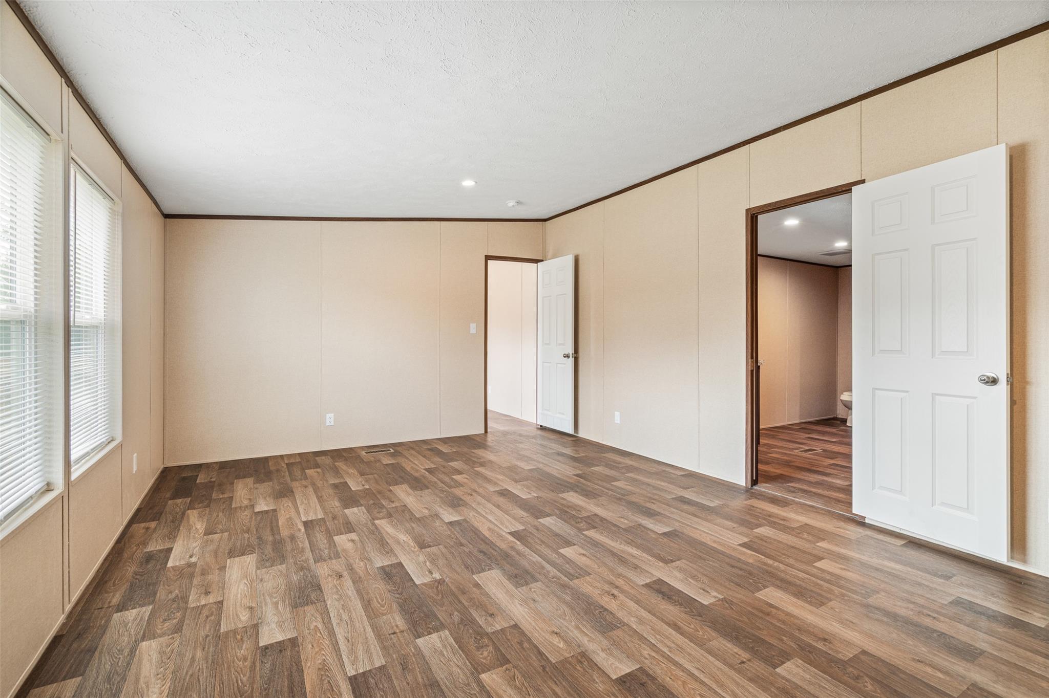 265 Hershal Ln, Cedar Creek, TX 78612