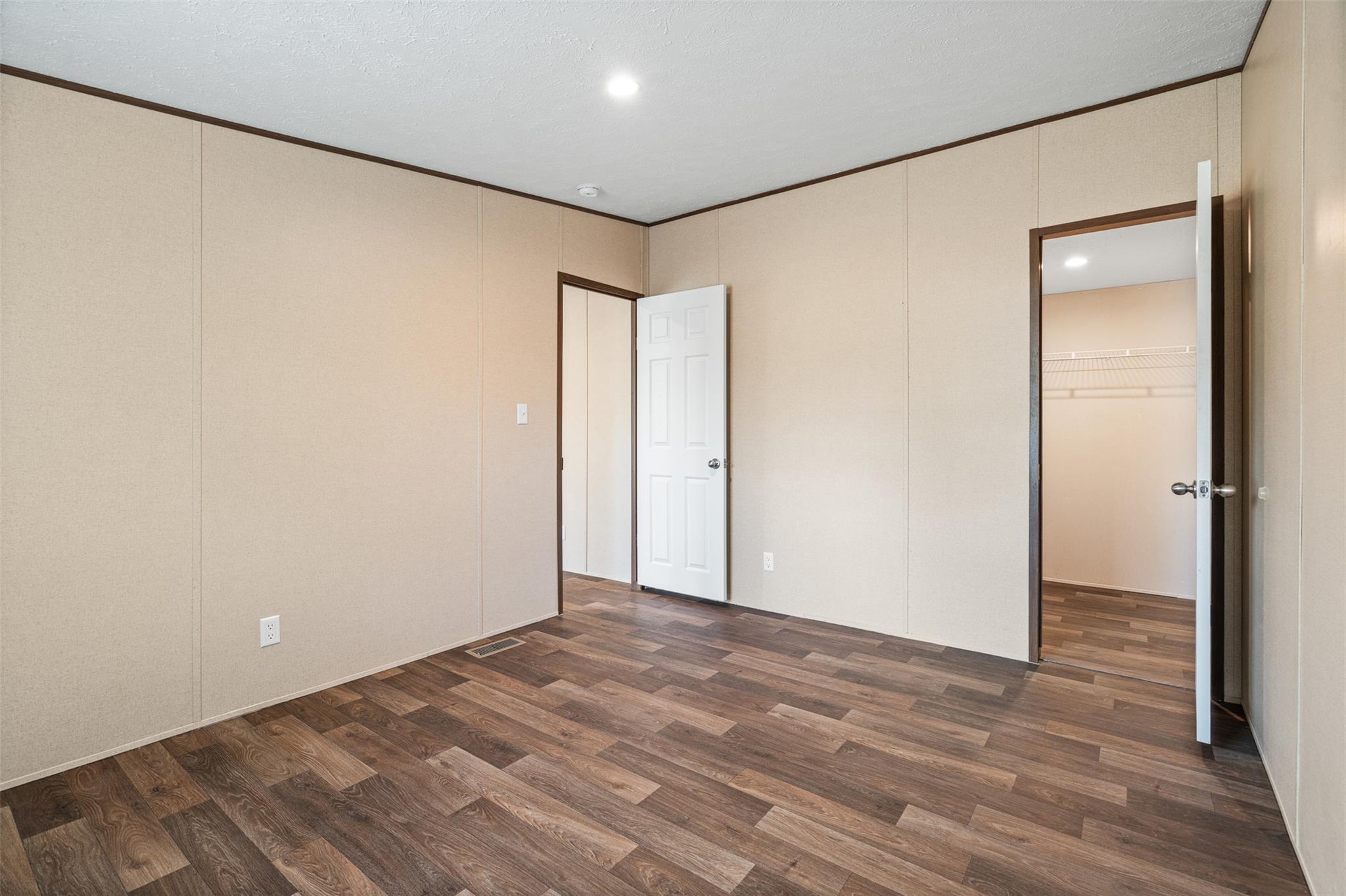 265 Hershal Ln, Cedar Creek, TX 78612