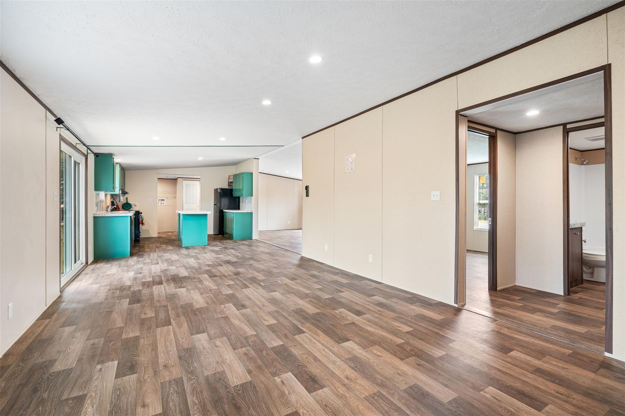 265 Hershal Ln, Cedar Creek, TX 78612