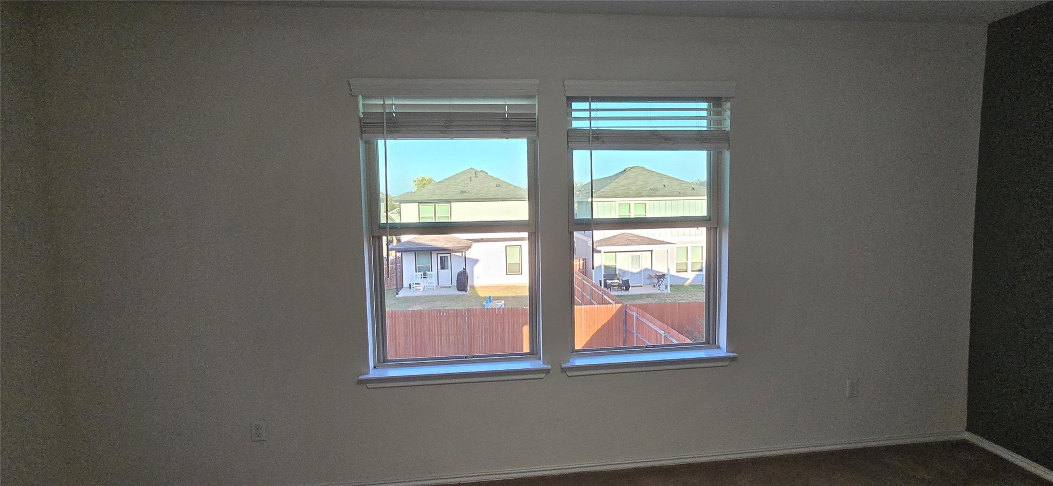 153 Purple Sandpiper Ln, Leander, TX 78641