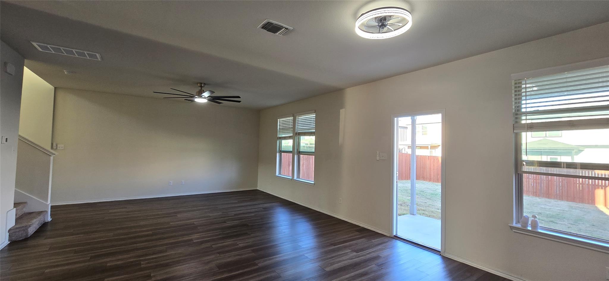 153 Purple Sandpiper Ln, Leander, TX 78641