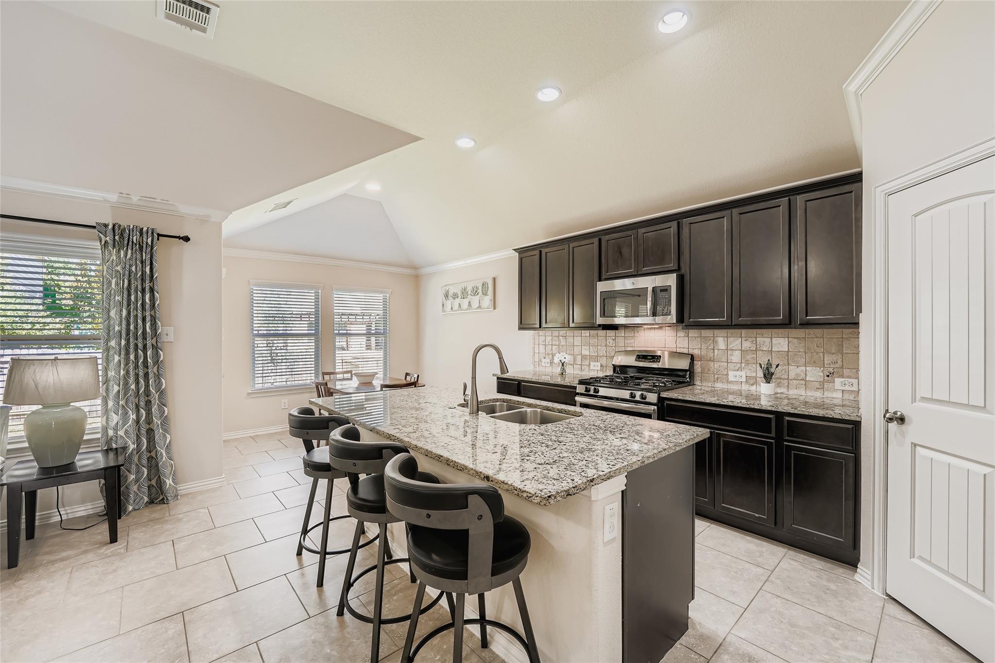 409 Briar Park Dr, Georgetown, TX 78626