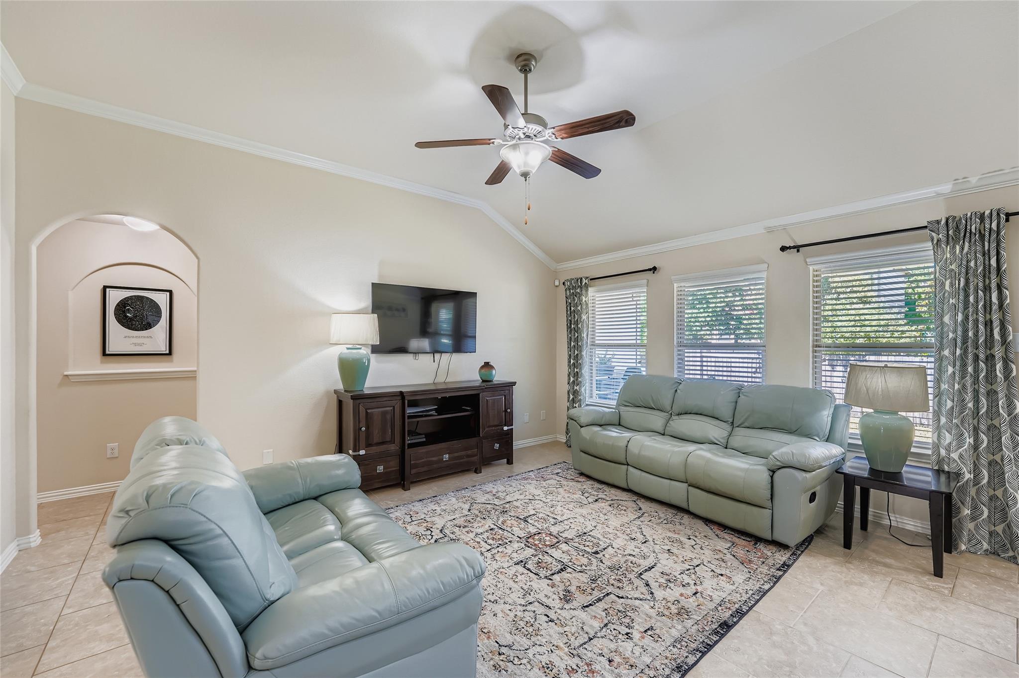 409 Briar Park Dr, Georgetown, TX 78626