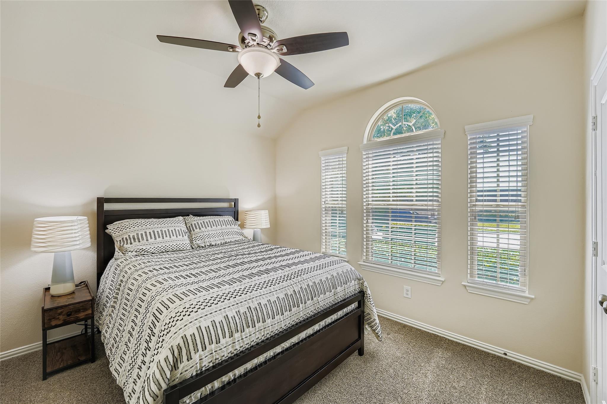 409 Briar Park Dr, Georgetown, TX 78626