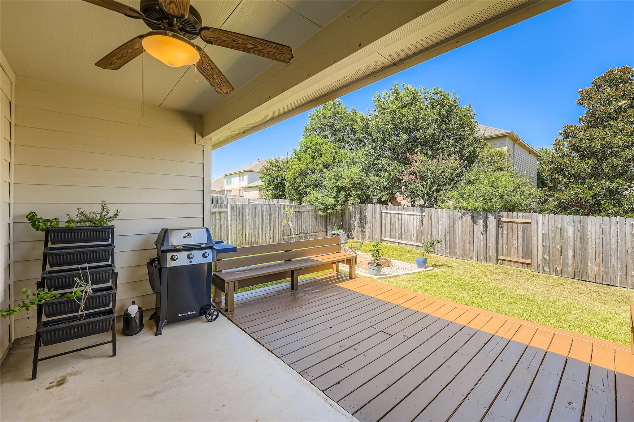 409 Briar Park Dr, Georgetown, TX 78626