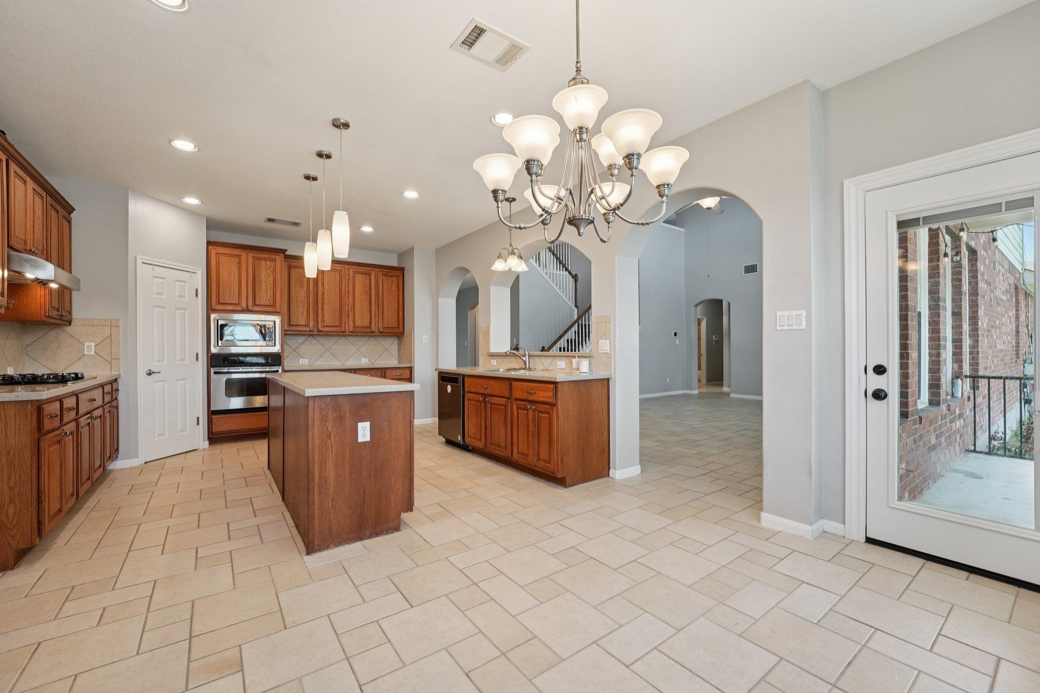12421 Gun Metal Dr, Austin, TX 78739