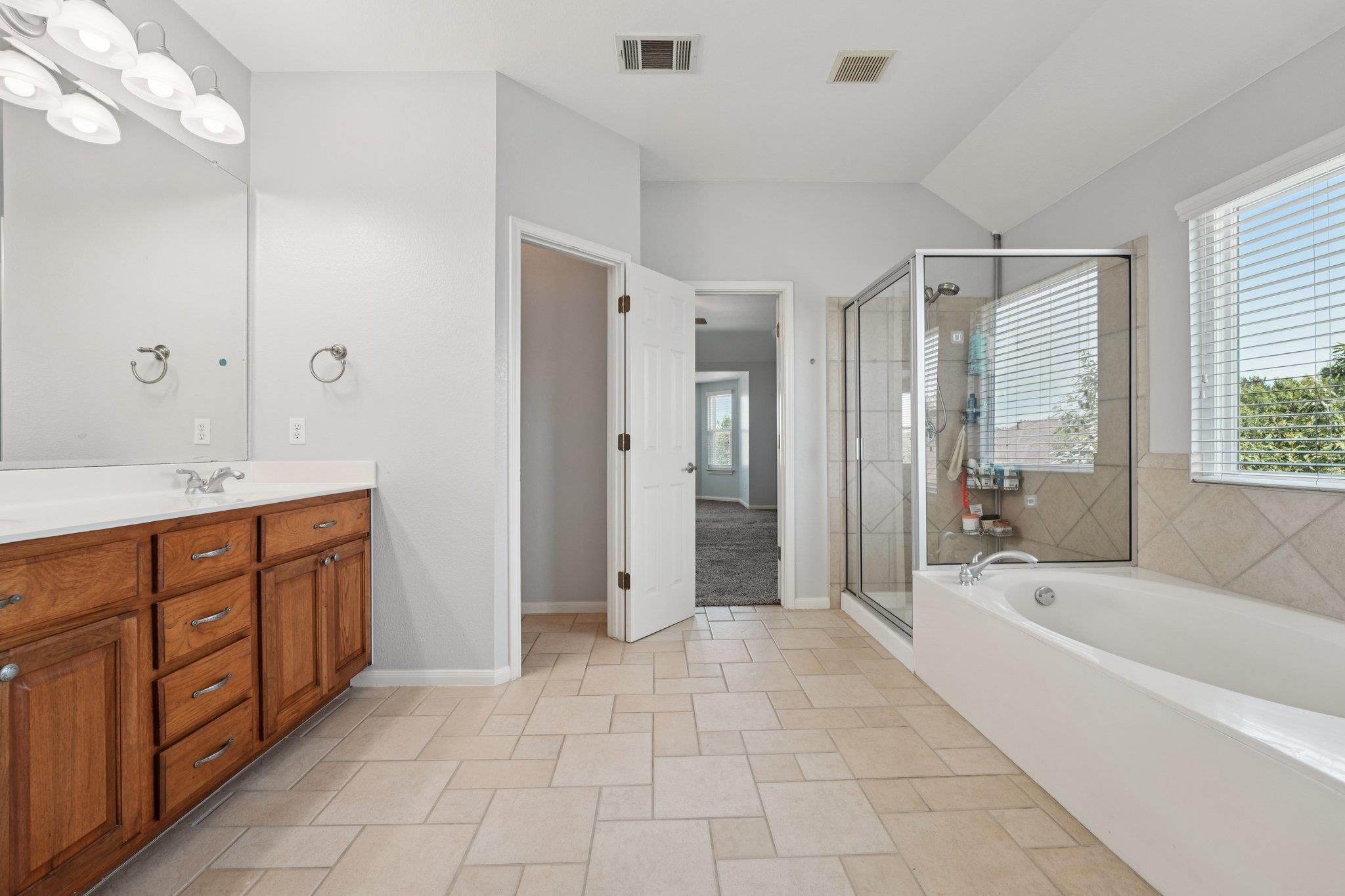 12421 Gun Metal Dr, Austin, TX 78739