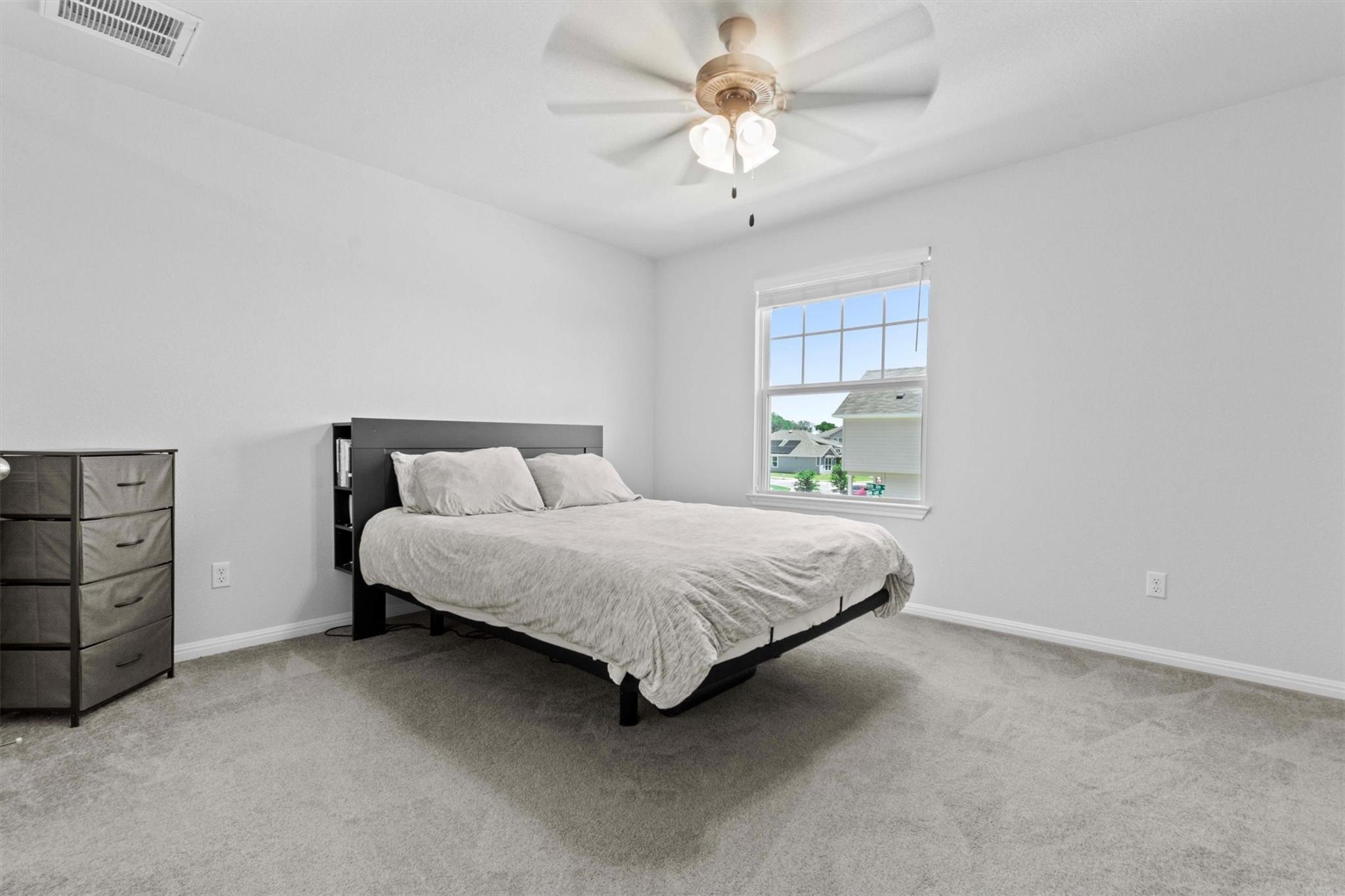 161 Rustic Glen Dr, San Marcos, TX 78666