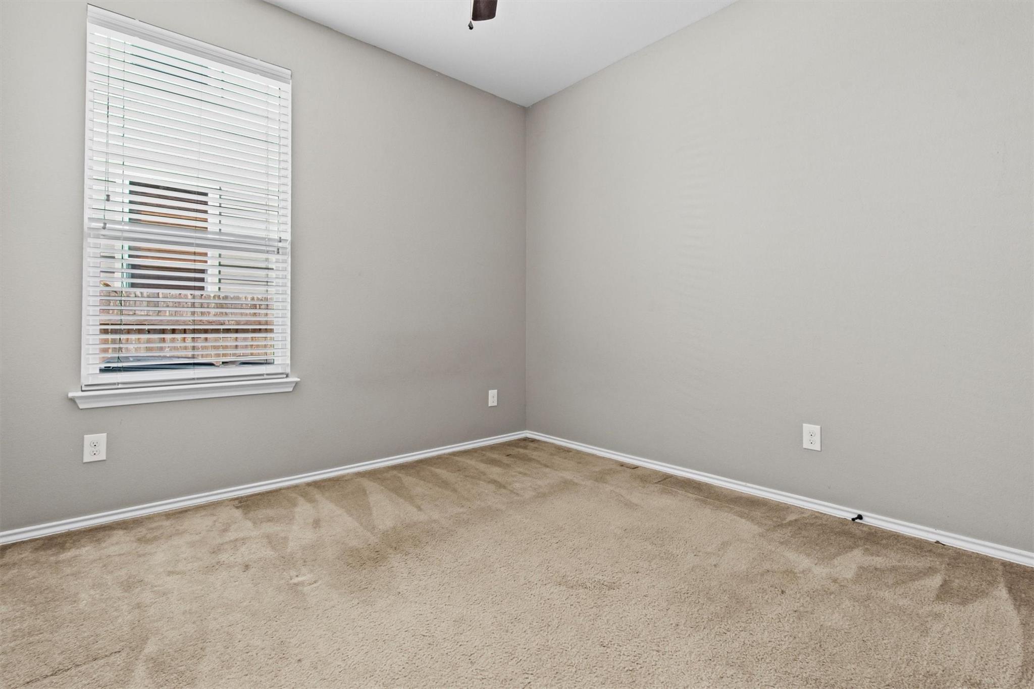 161 Rustic Glen Dr, San Marcos, TX 78666