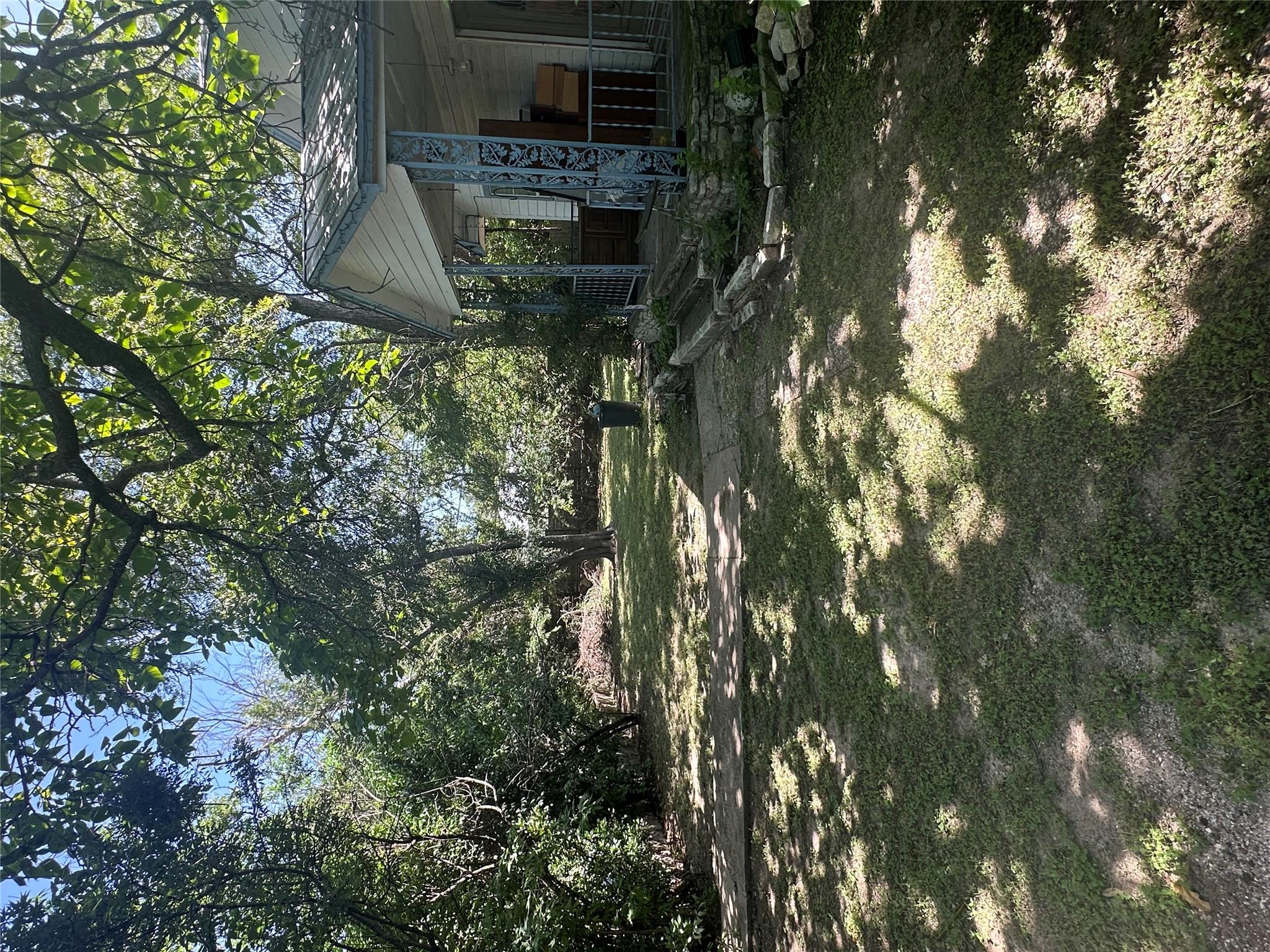 604 S Vandeveer St, Burnet, TX 78611