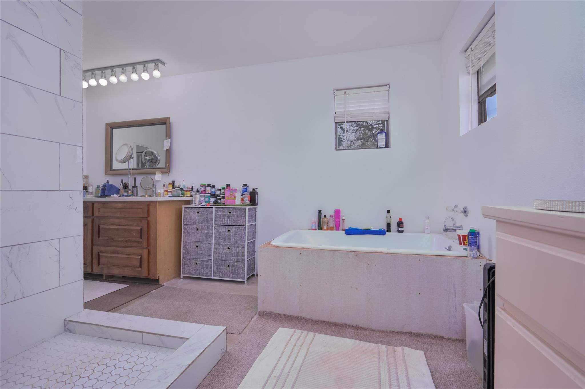 368 Lytton Ln, Dale, TX 78616