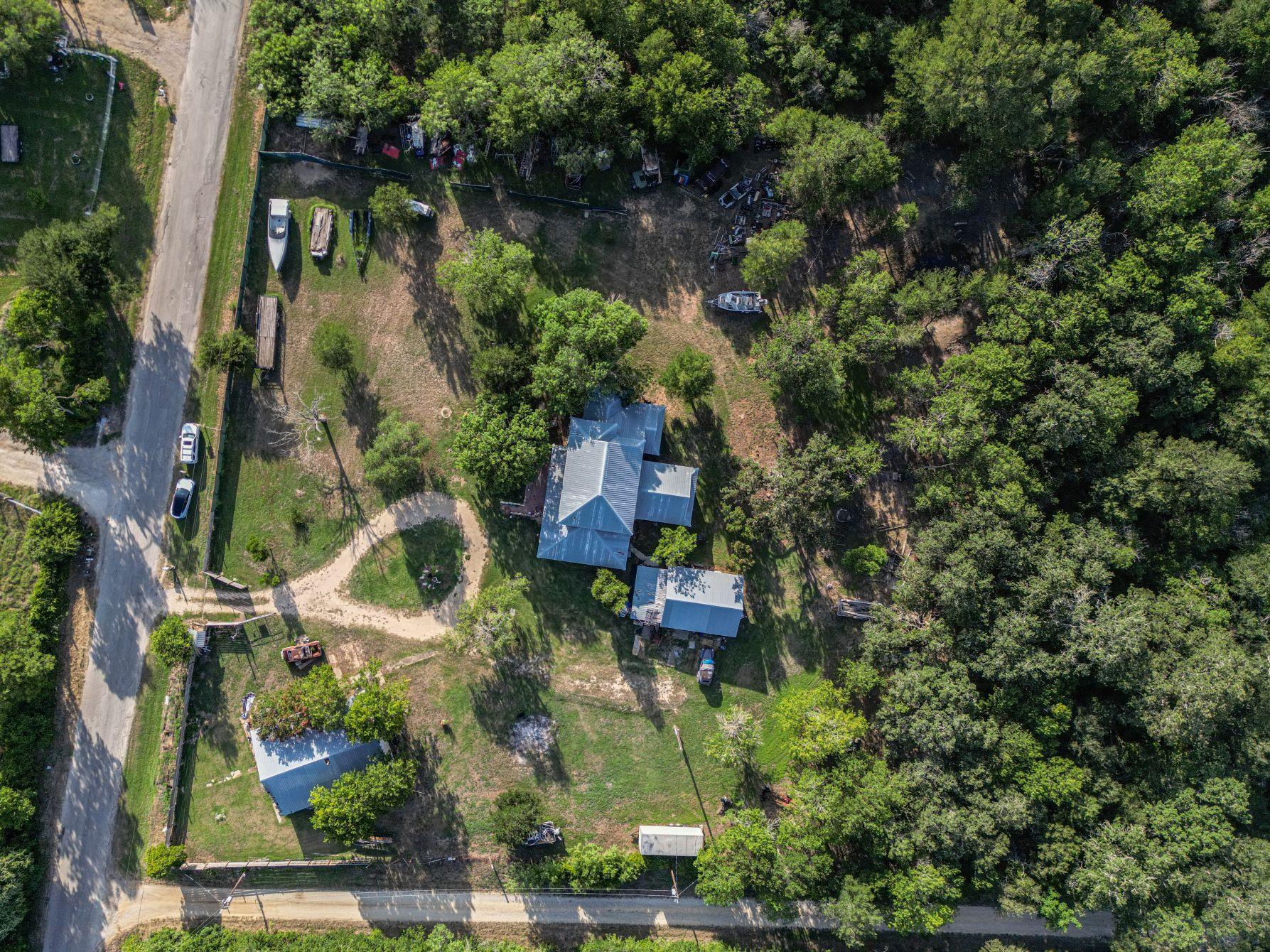 368 Lytton Ln, Dale, TX 78616
