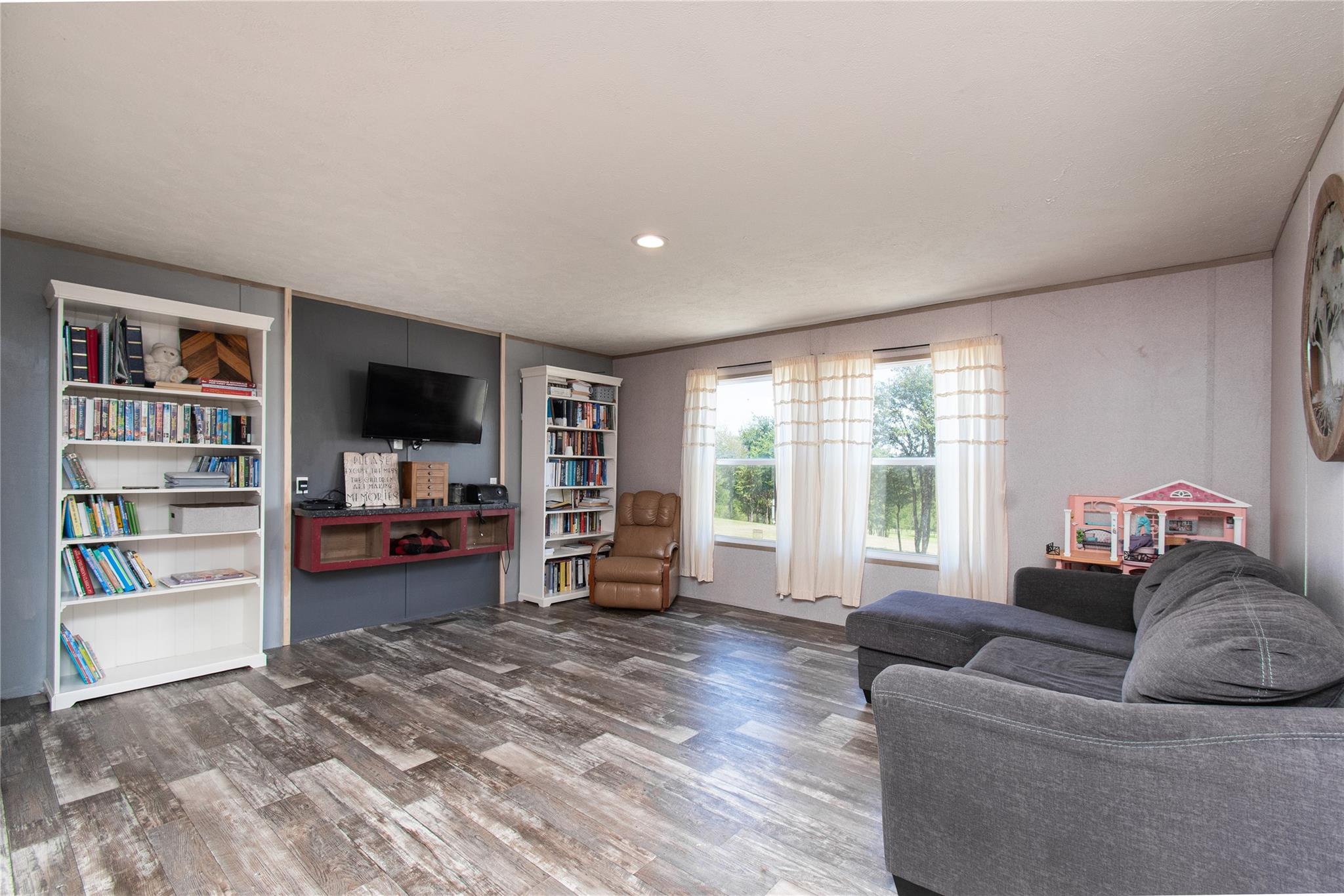 1293 Remington Cir, Moody, TX 76557