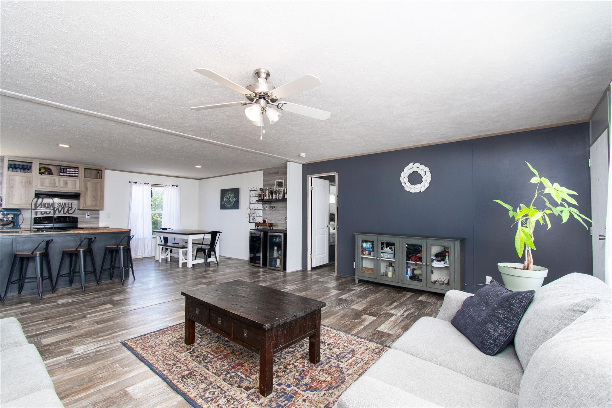 1293 Remington Cir, Moody, TX 76557