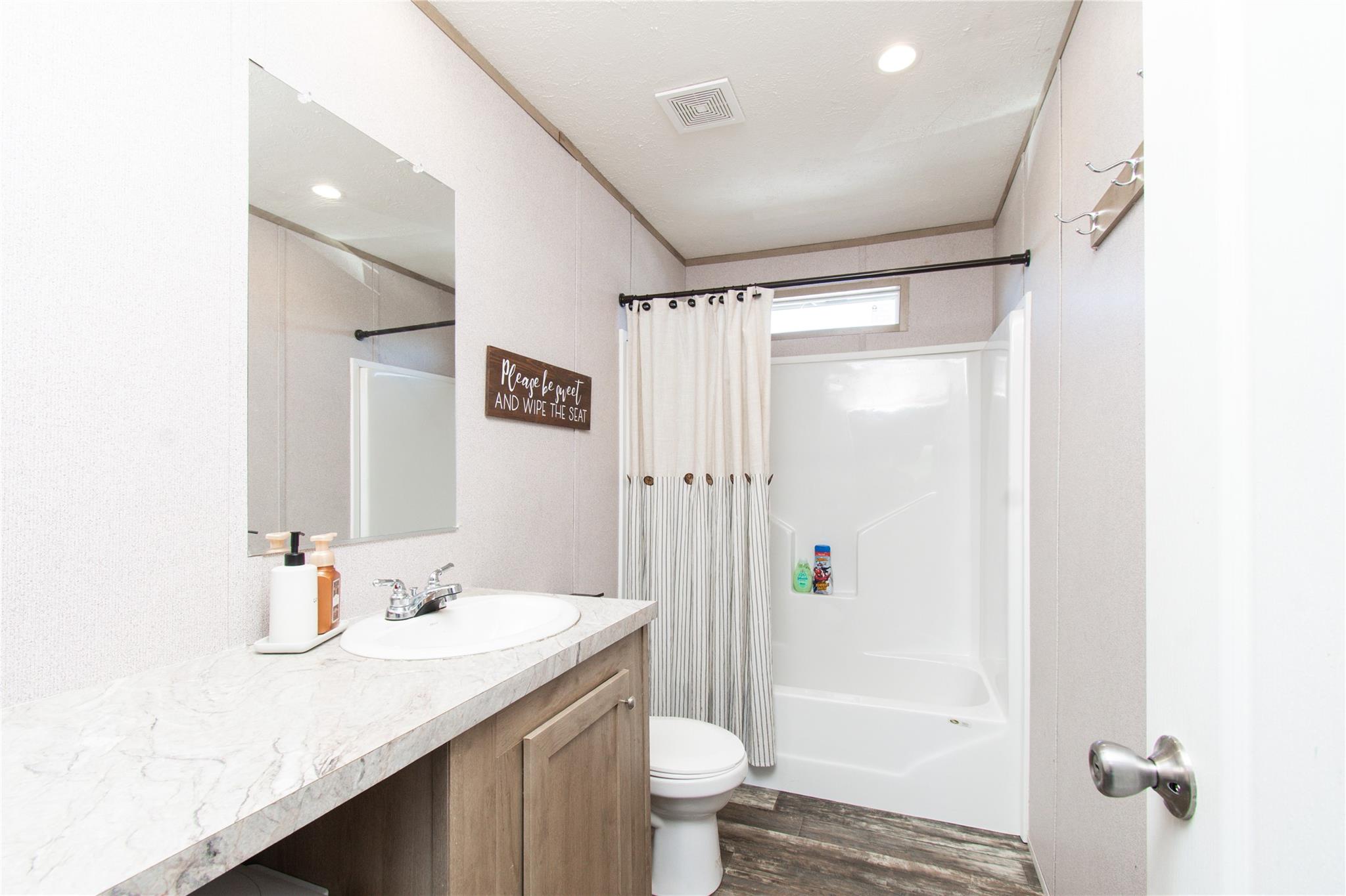 1293 Remington Cir, Moody, TX 76557
