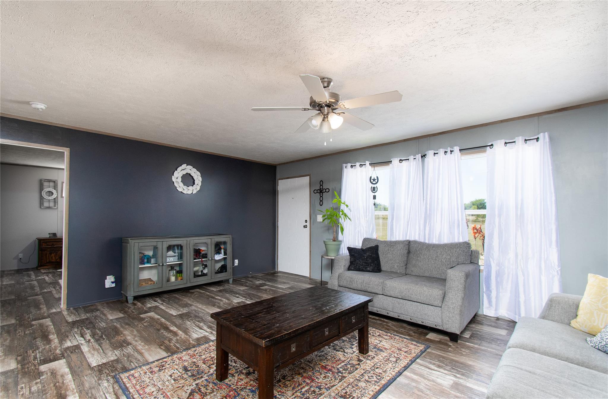 1293 Remington Cir, Moody, TX 76557