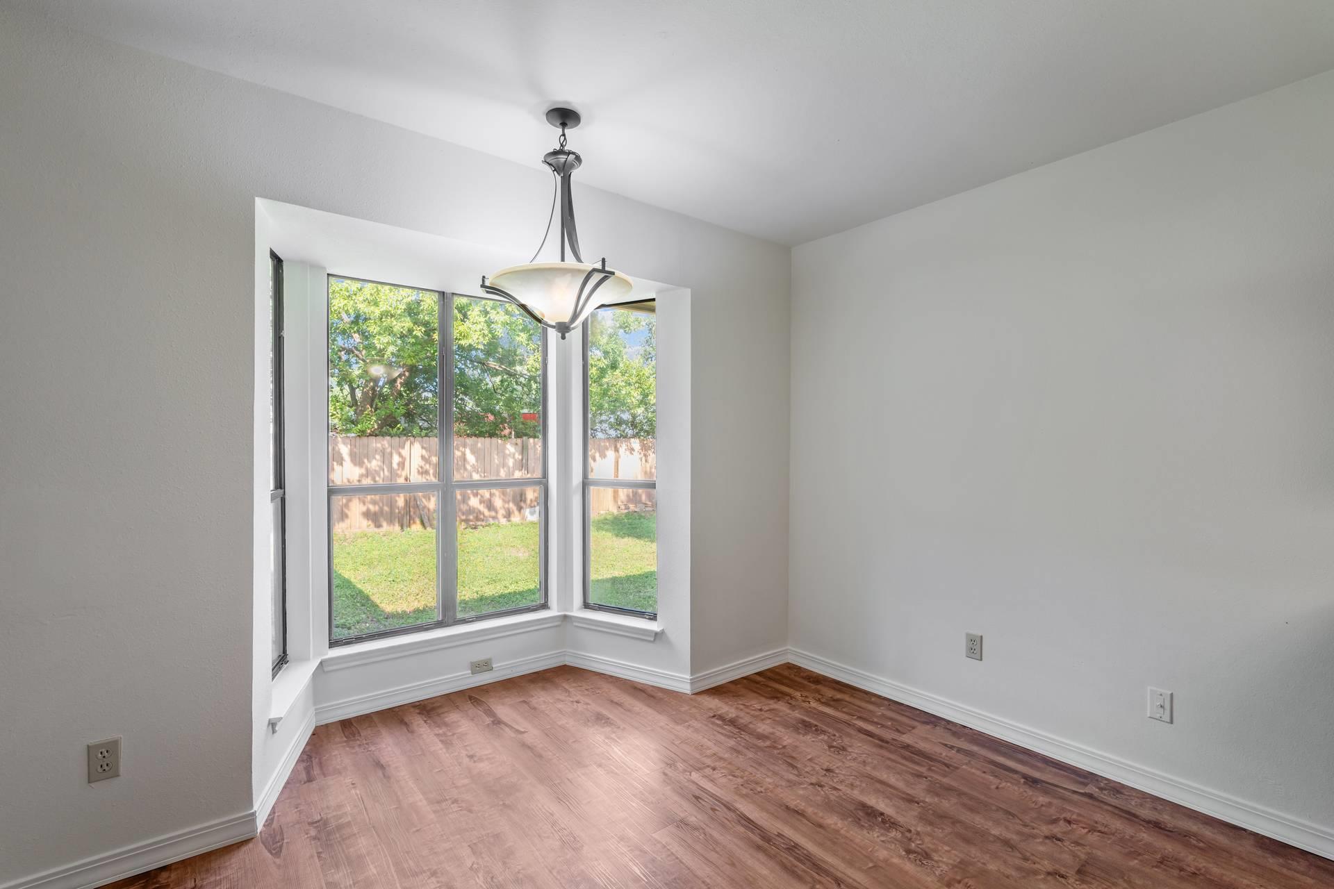 1802 Dixie Ln, Round Rock, TX 78664