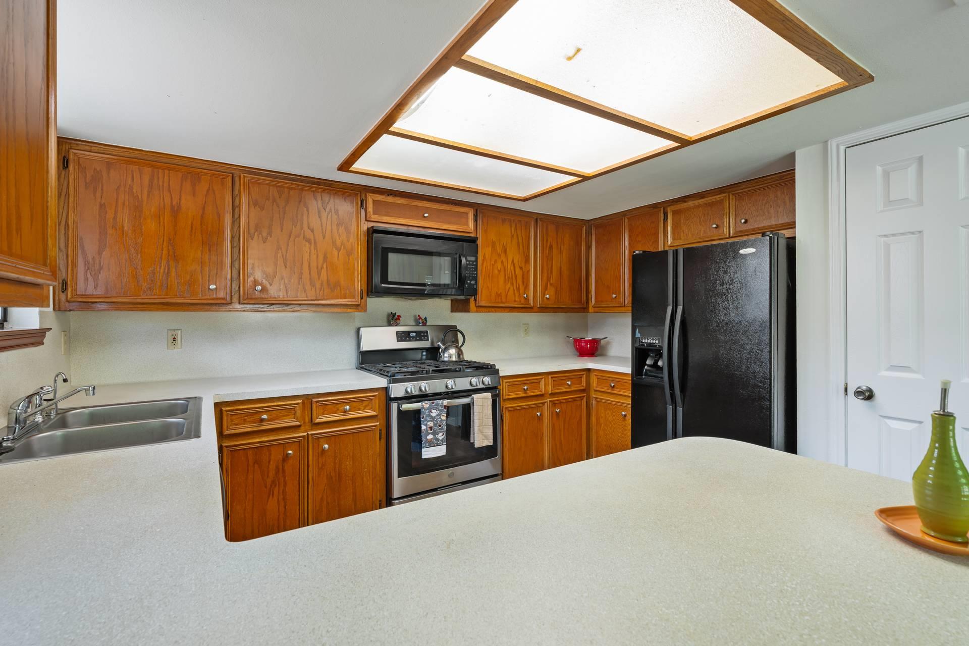 1802 Dixie Ln, Round Rock, TX 78664