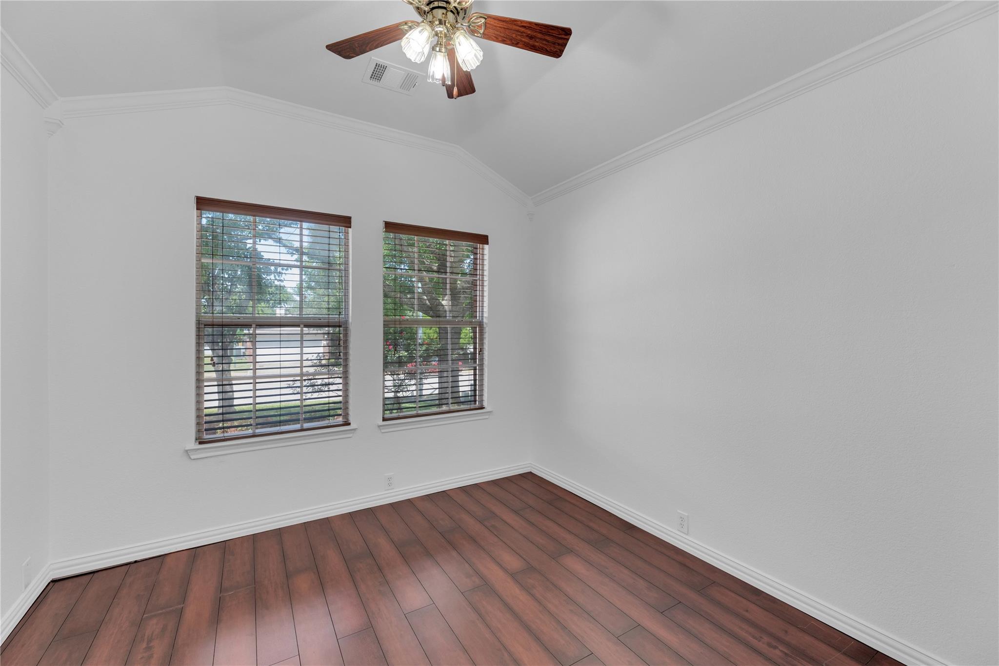 917 Twisted Fence Dr, Pflugerville, TX 78660