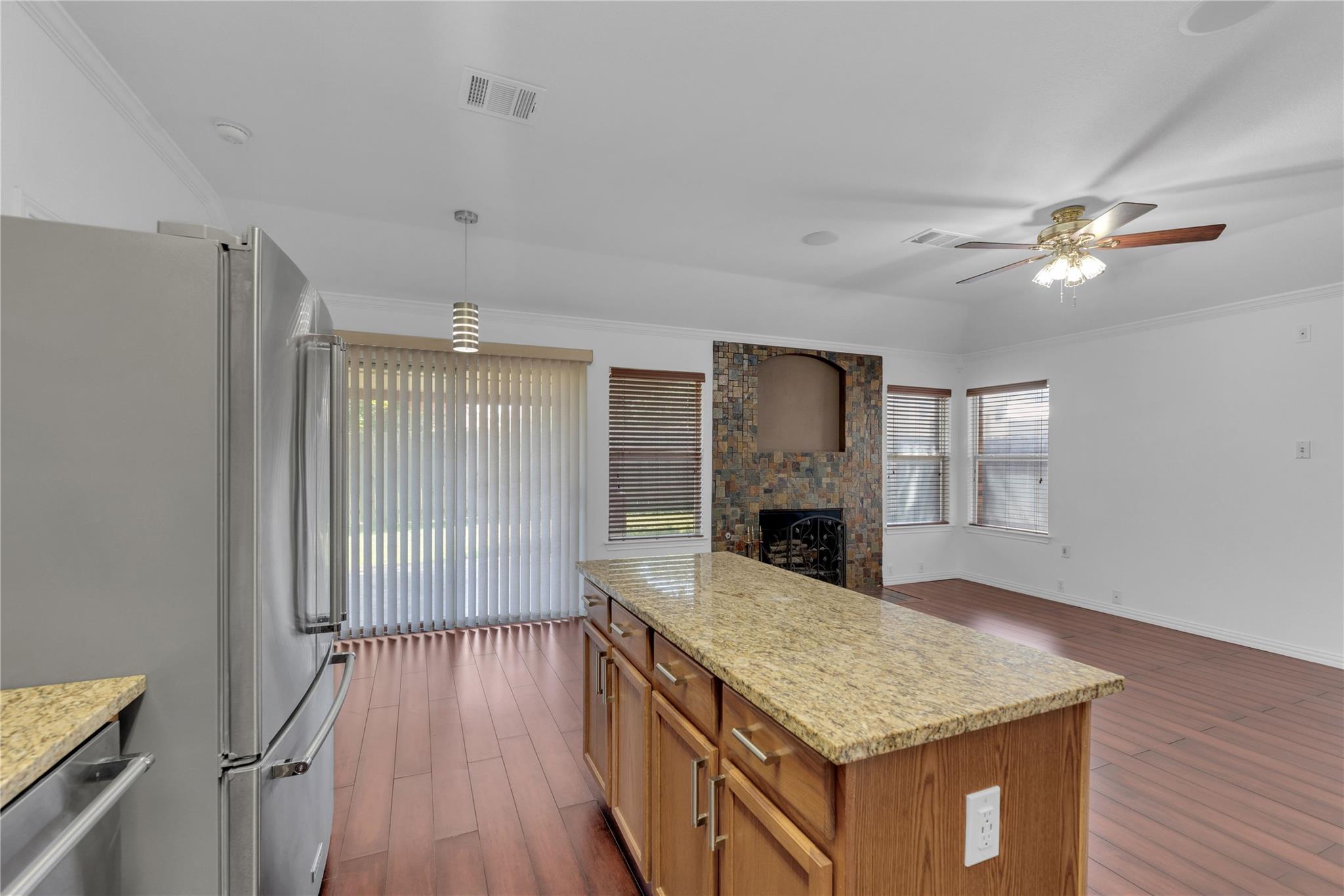 917 Twisted Fence Dr, Pflugerville, TX 78660