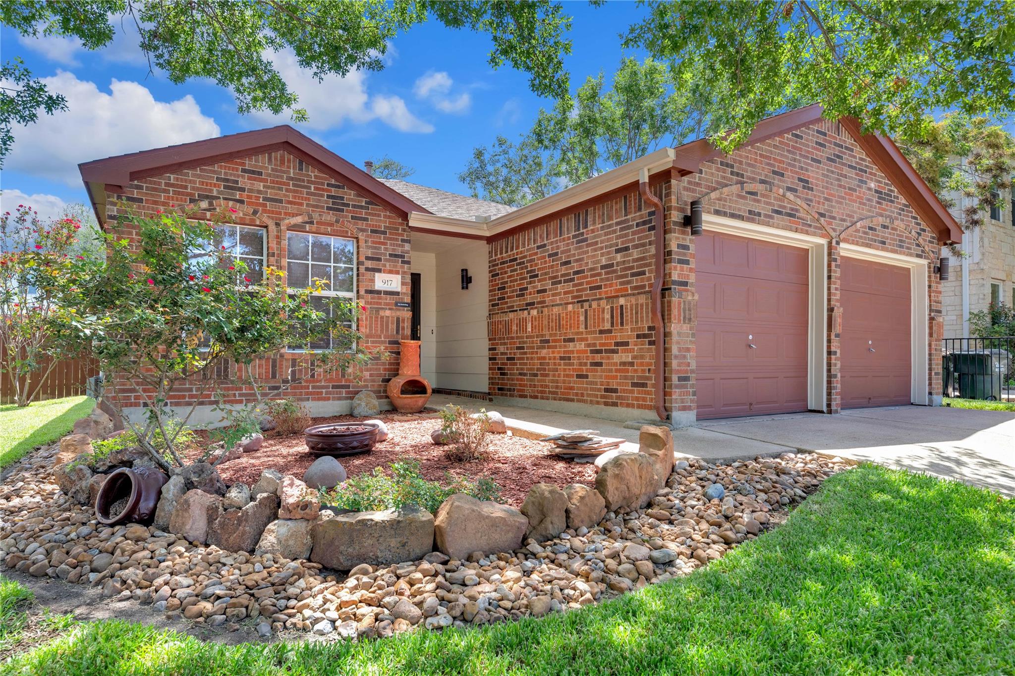 917 Twisted Fence Dr, Pflugerville, TX 78660