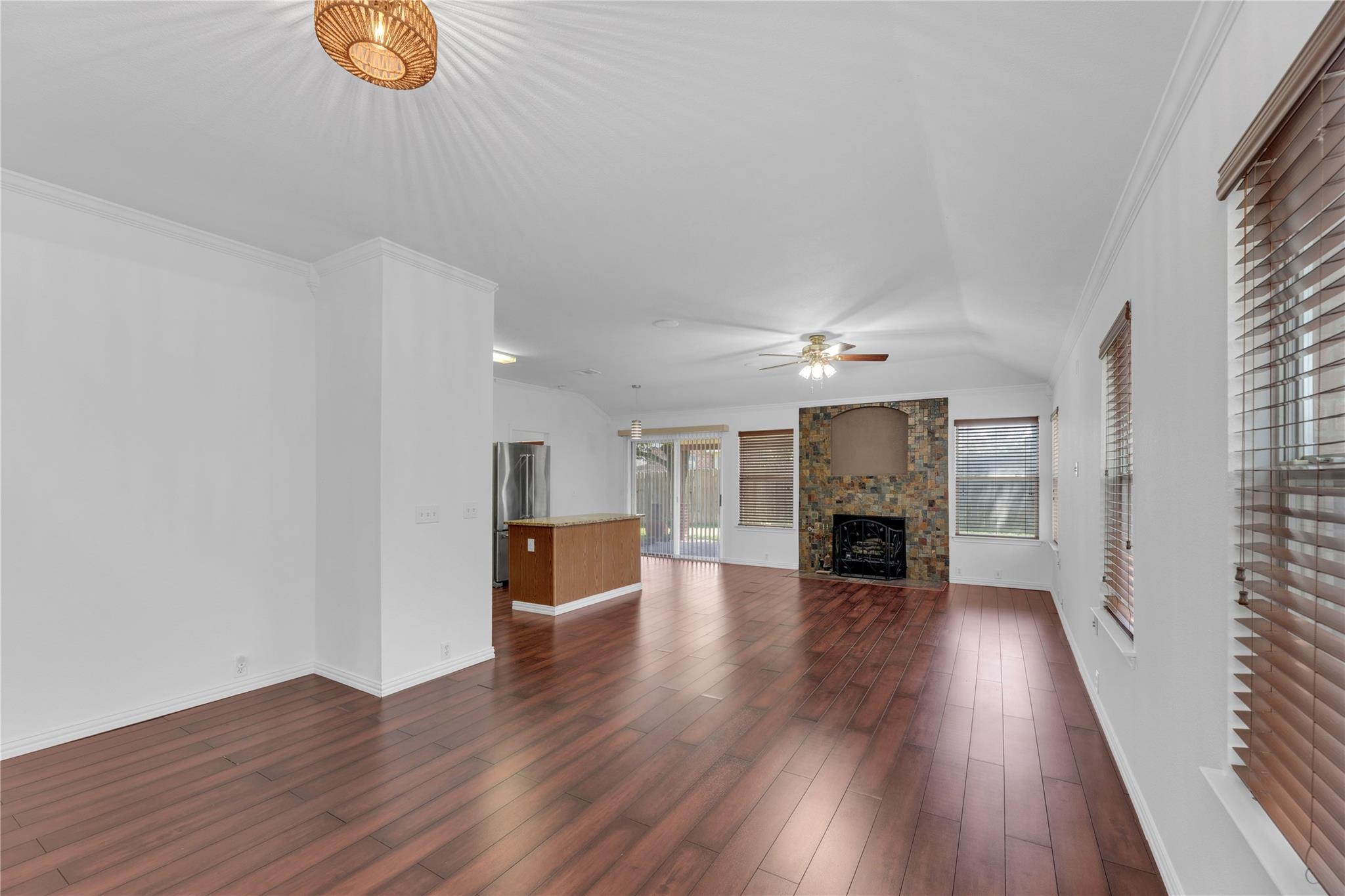 917 Twisted Fence Dr, Pflugerville, TX 78660
