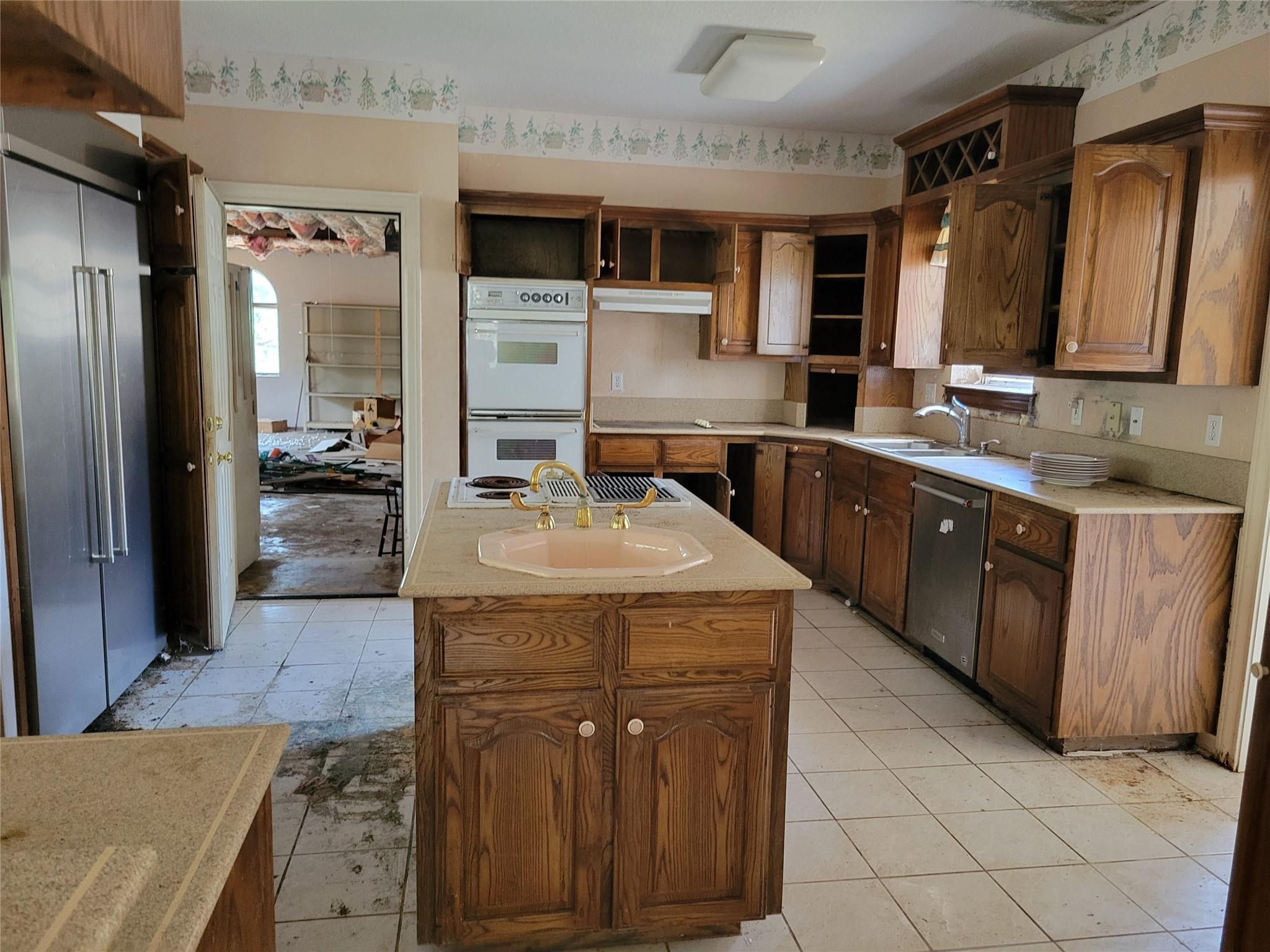 9103 Glenlake Dr, Austin, TX 78730