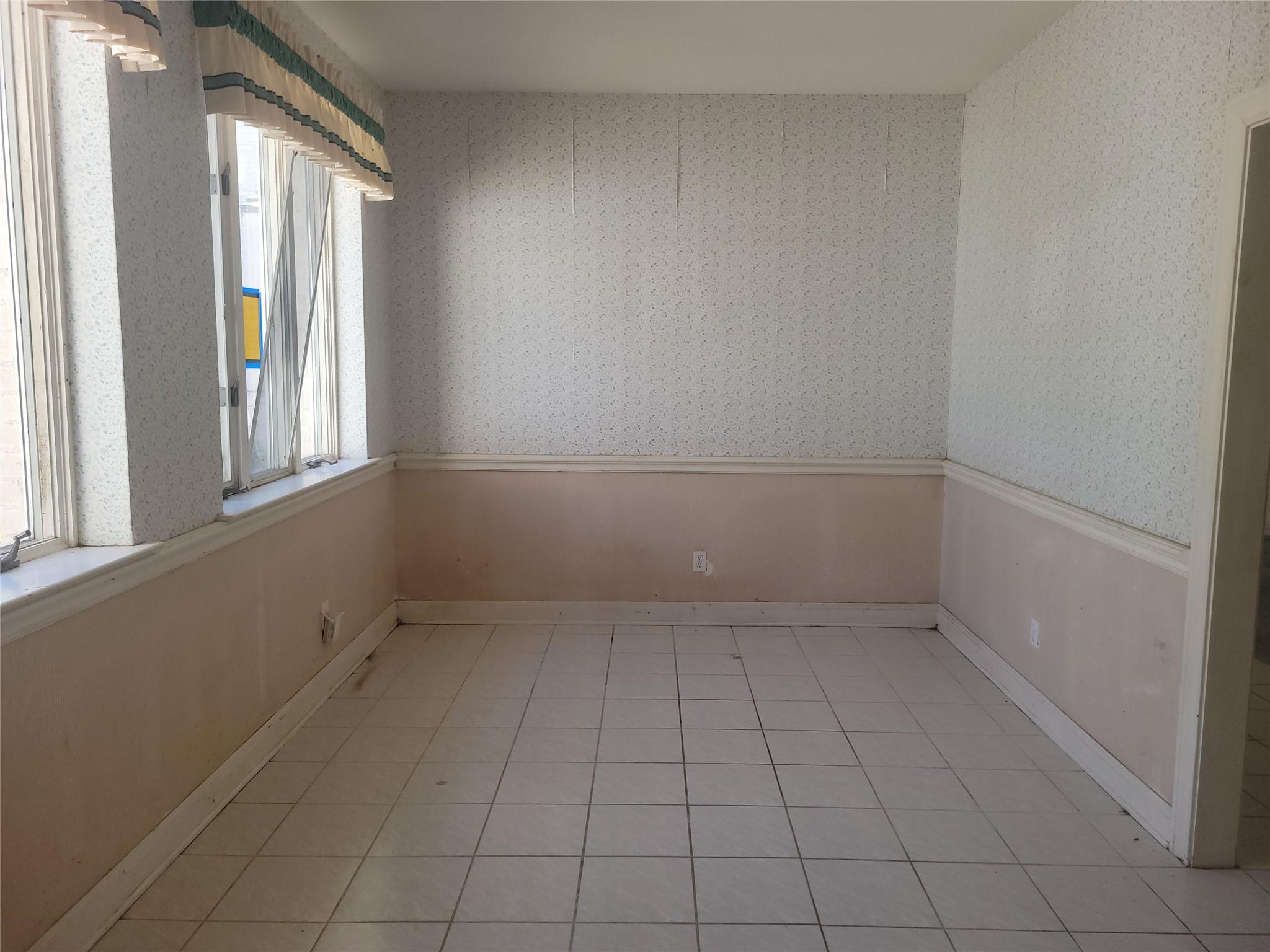 9103 Glenlake Dr, Austin, TX 78730