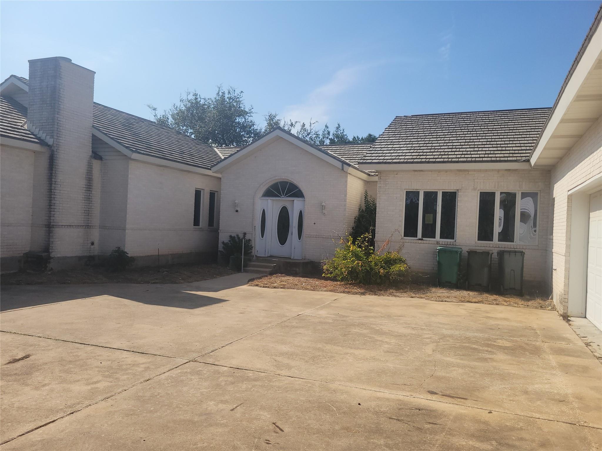 9103 Glenlake Dr, Austin, TX 78730