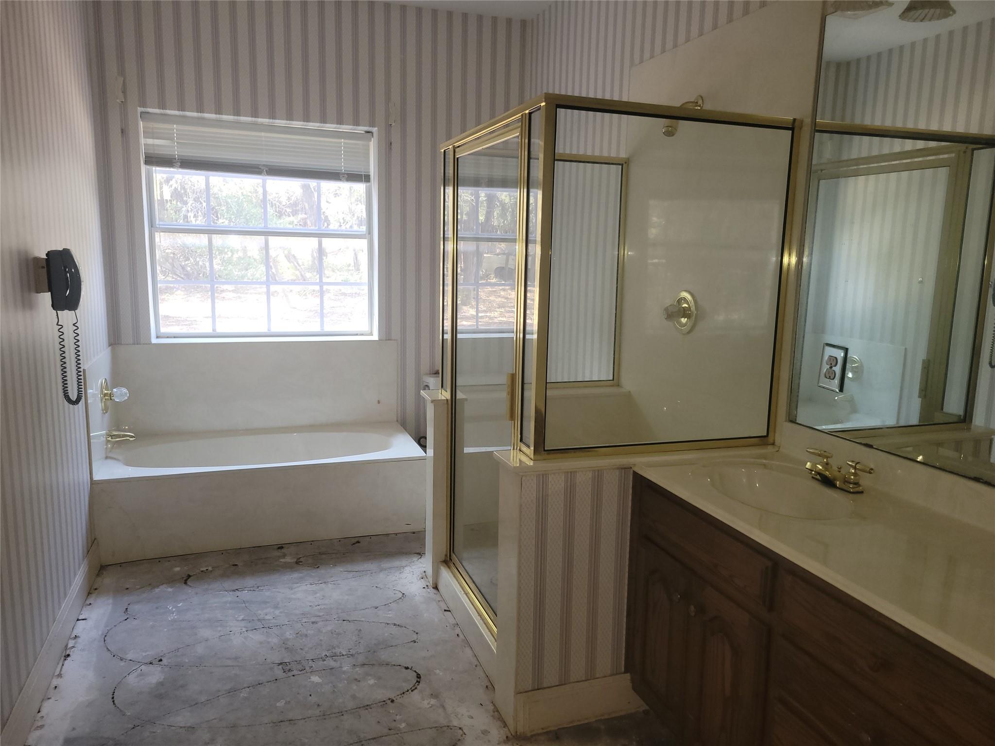 9103 Glenlake Dr, Austin, TX 78730