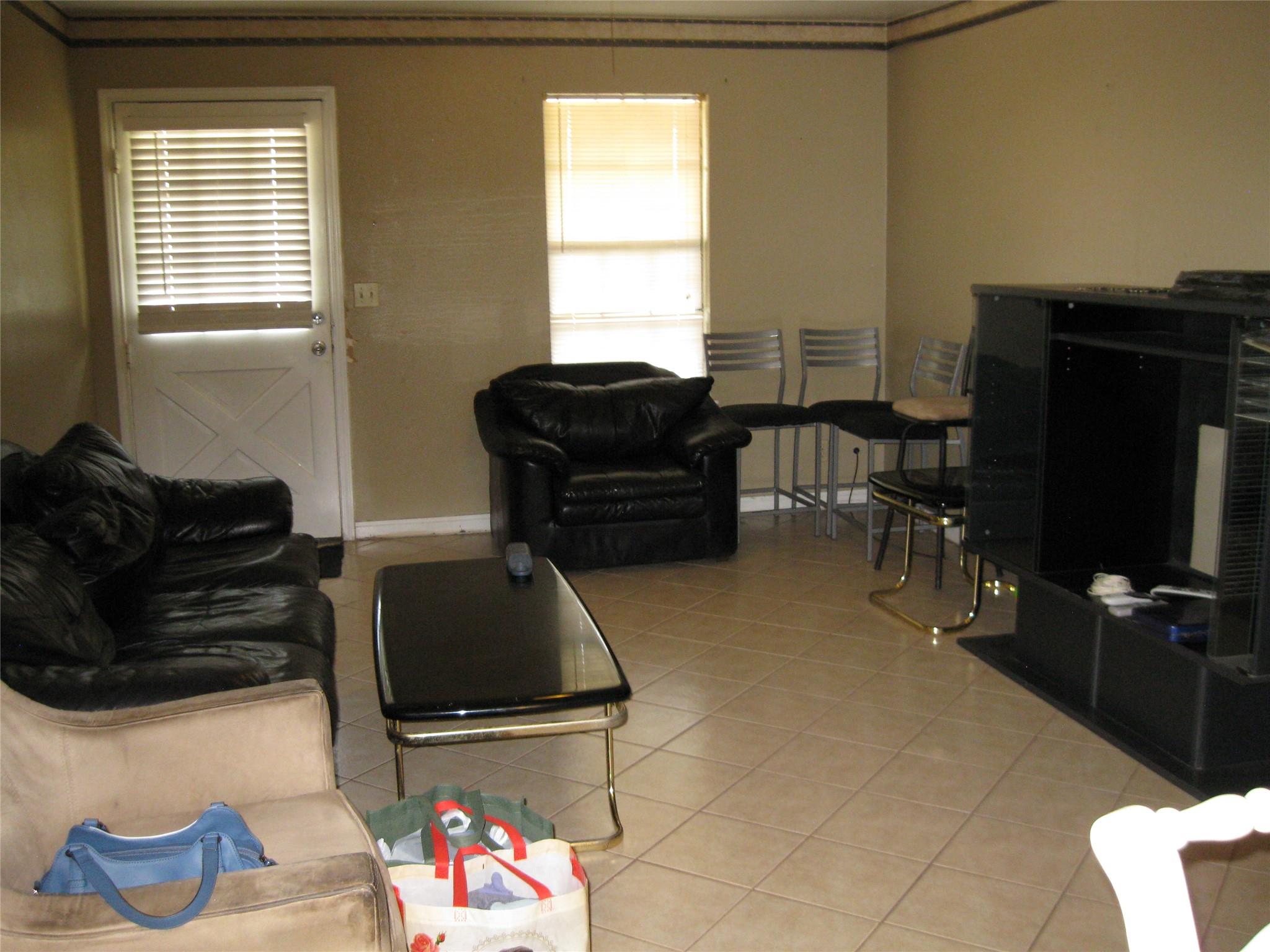 3350 County Road 100 Rd, Hutto, TX 78634
