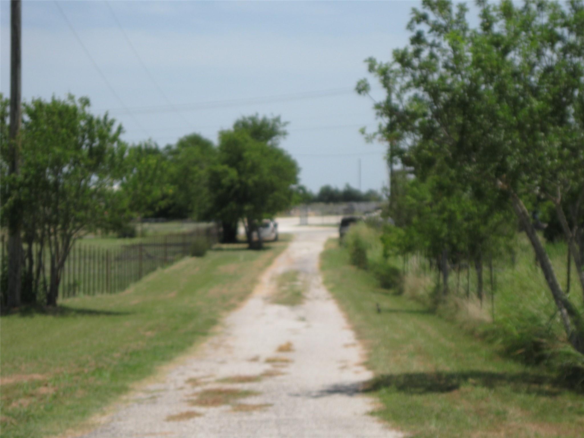 3350 County Road 100 Rd, Hutto, TX 78634
