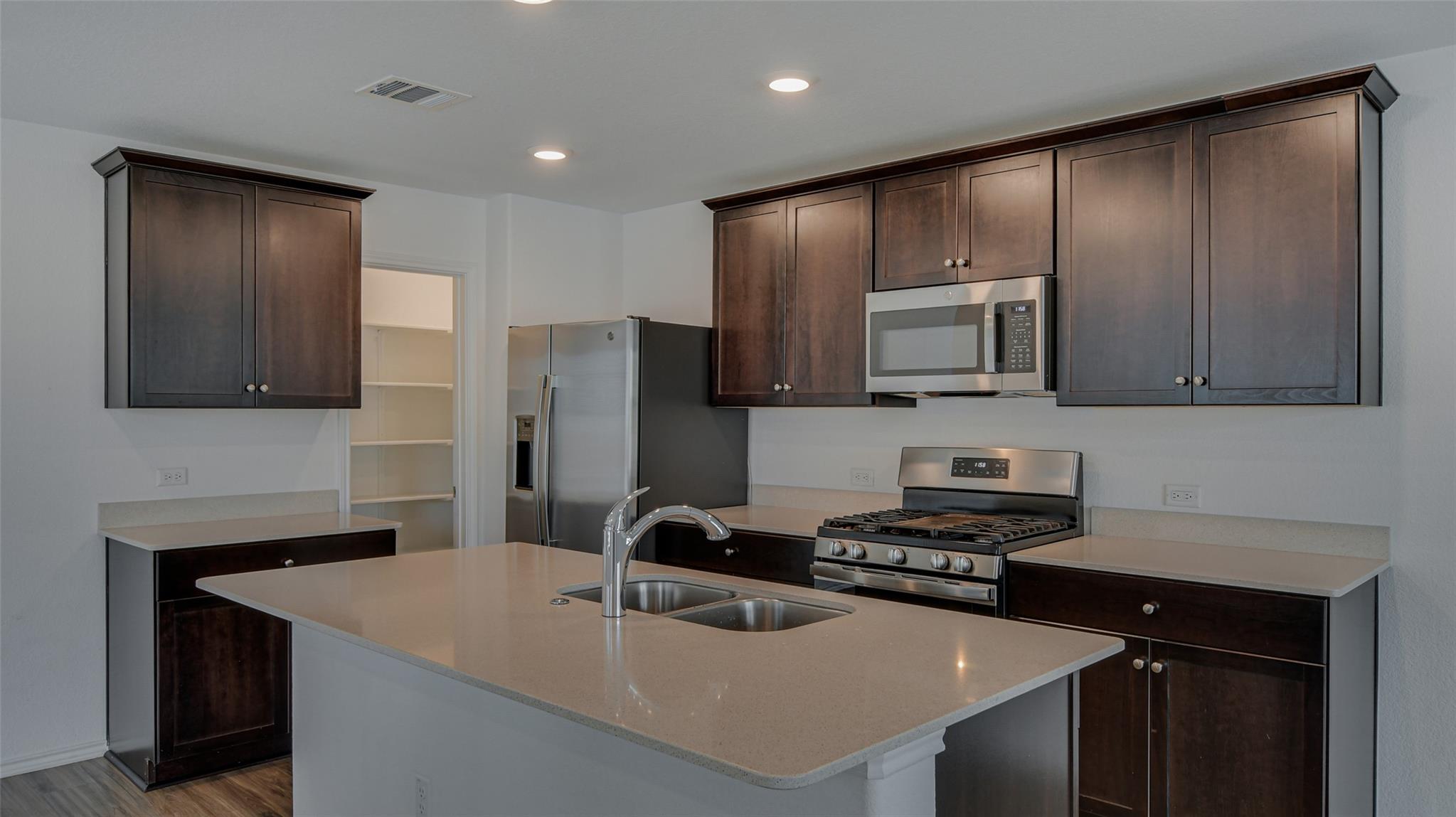 7212 Dancing Wind Ln, Del Valle, TX 78617